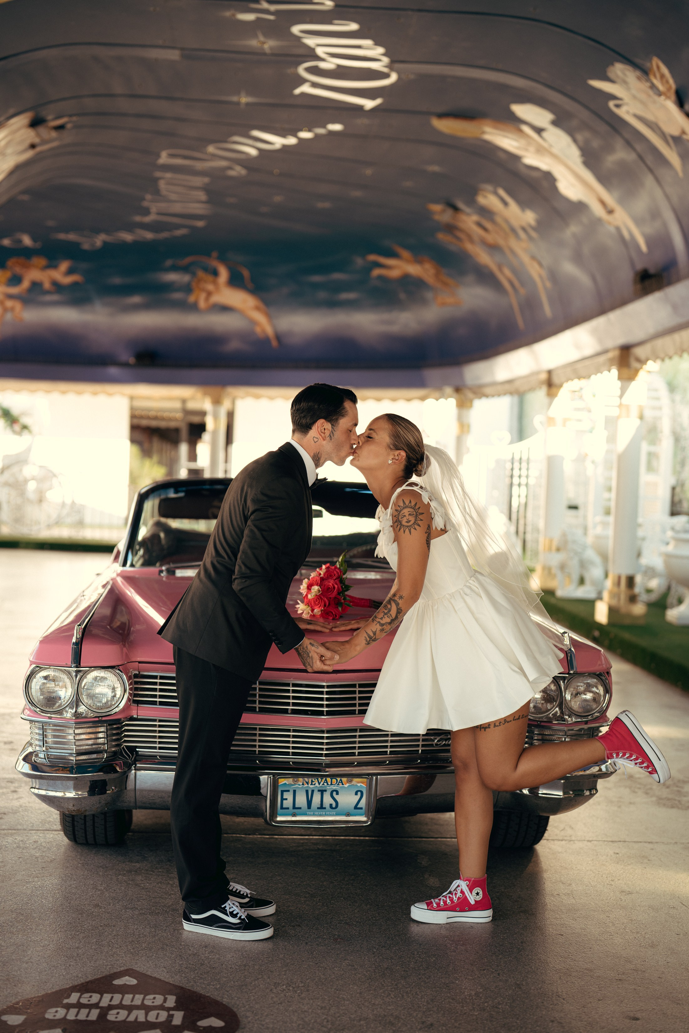 Klara&Marsel. Wedding & elopement photographer Viktoriya Kravtsov. Las Vegas