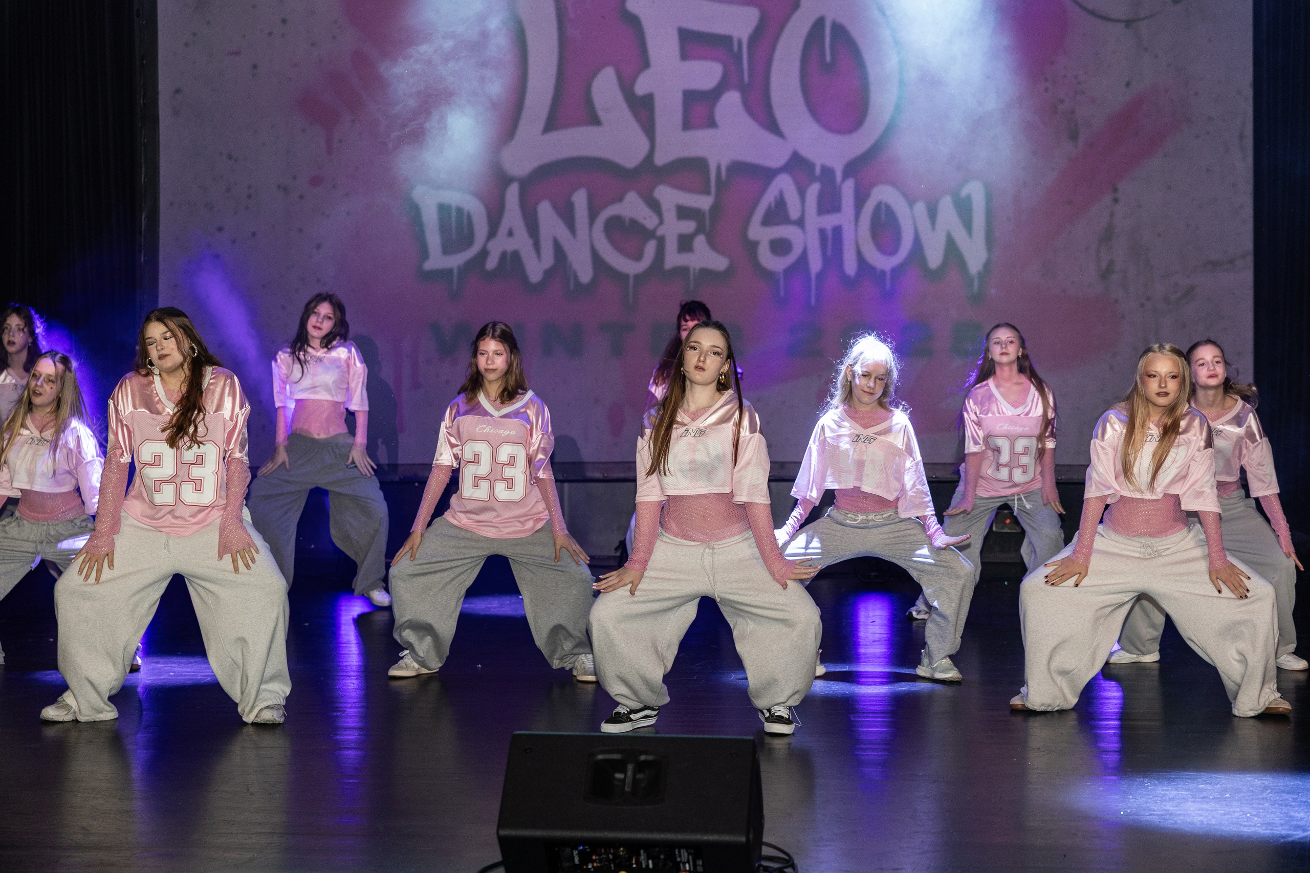 LEO DANCE SHOW WINTER 2025. Семейный и детский фотограф в Варшаве Мила Бобровская