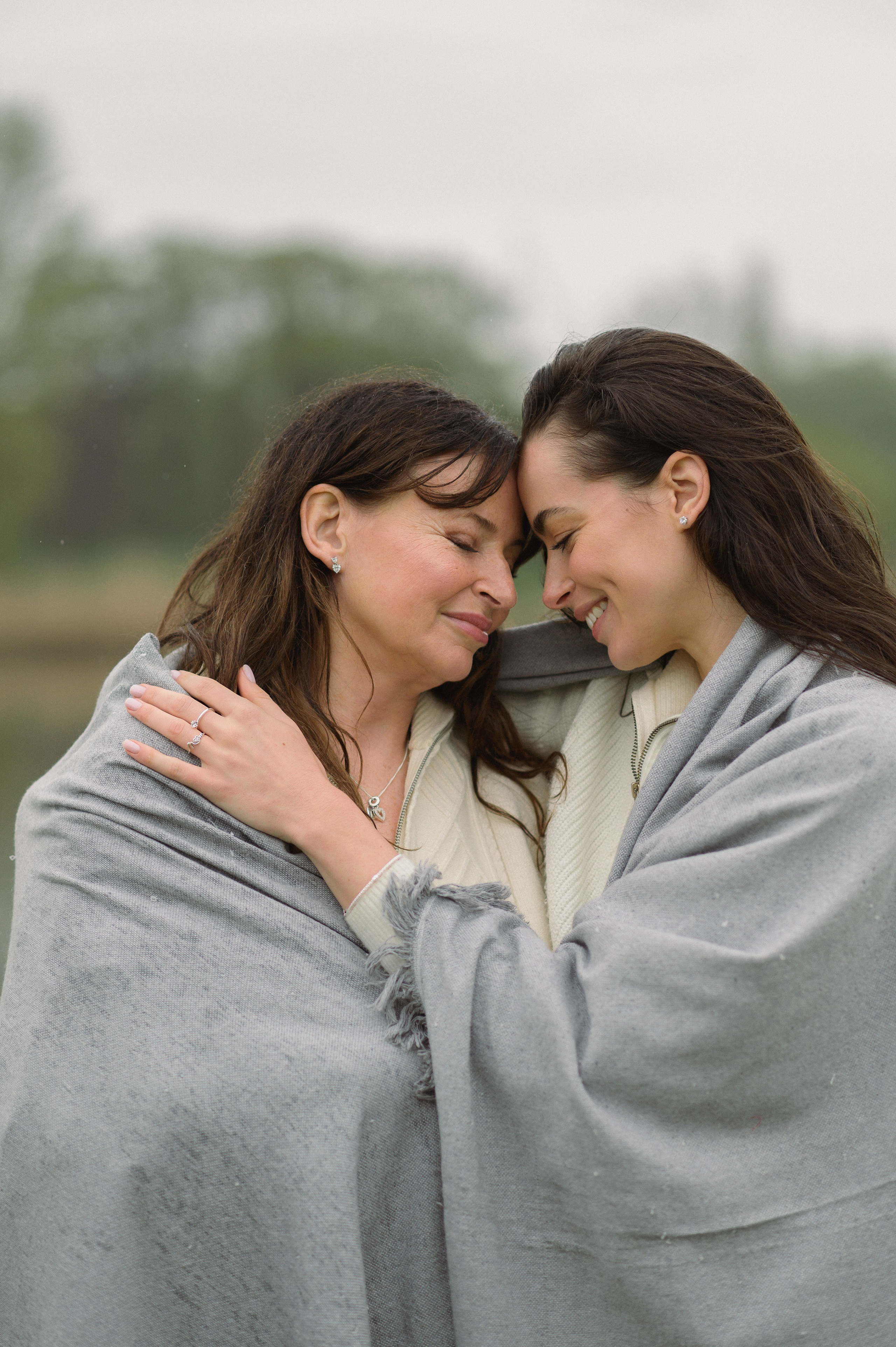 Mother and daughter, 2023. Wedding photographer in Wroclaw Warsaw Krakow Margarita Tuleiko