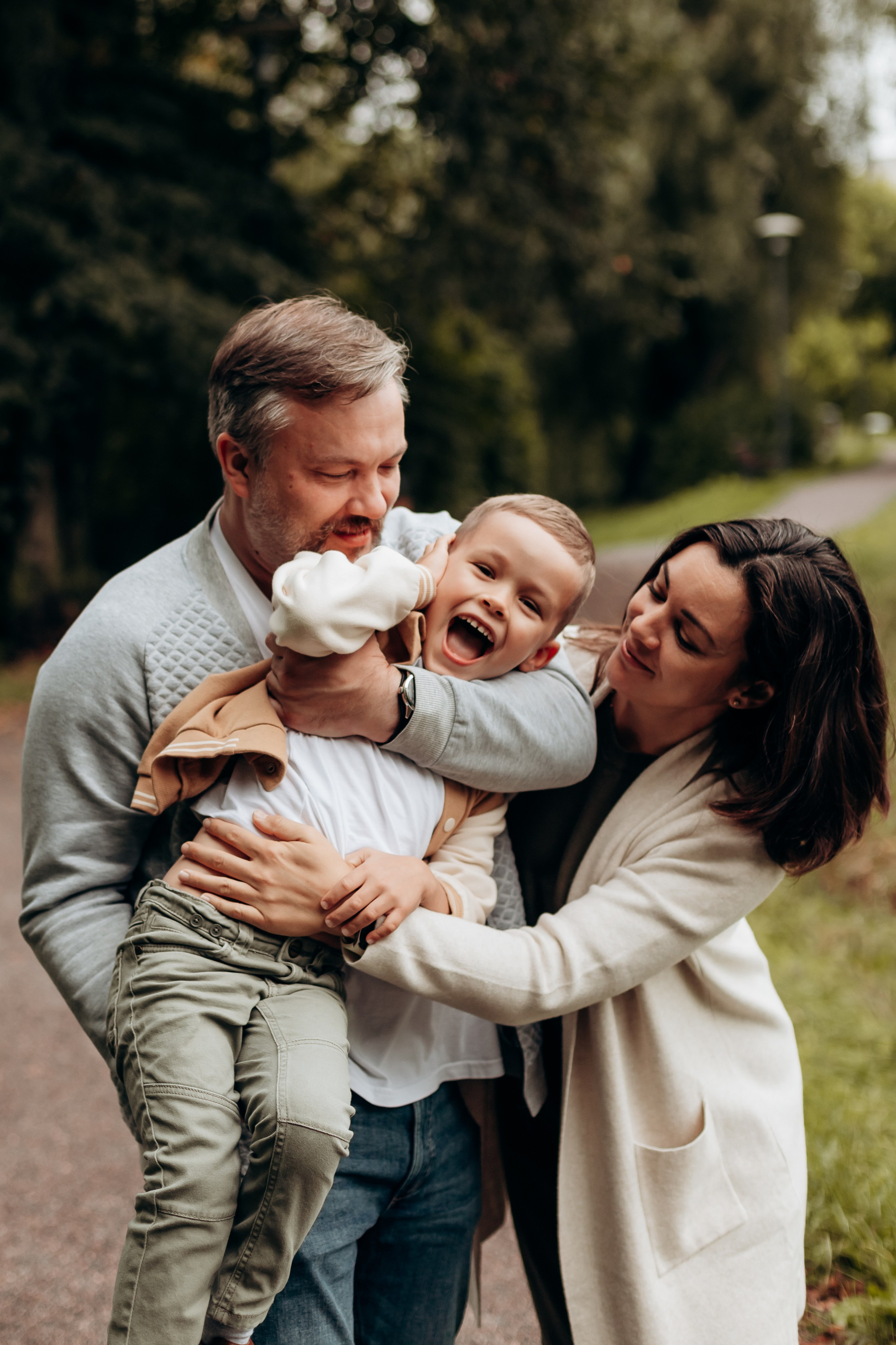 Марина, Паша и Мартин. Главная