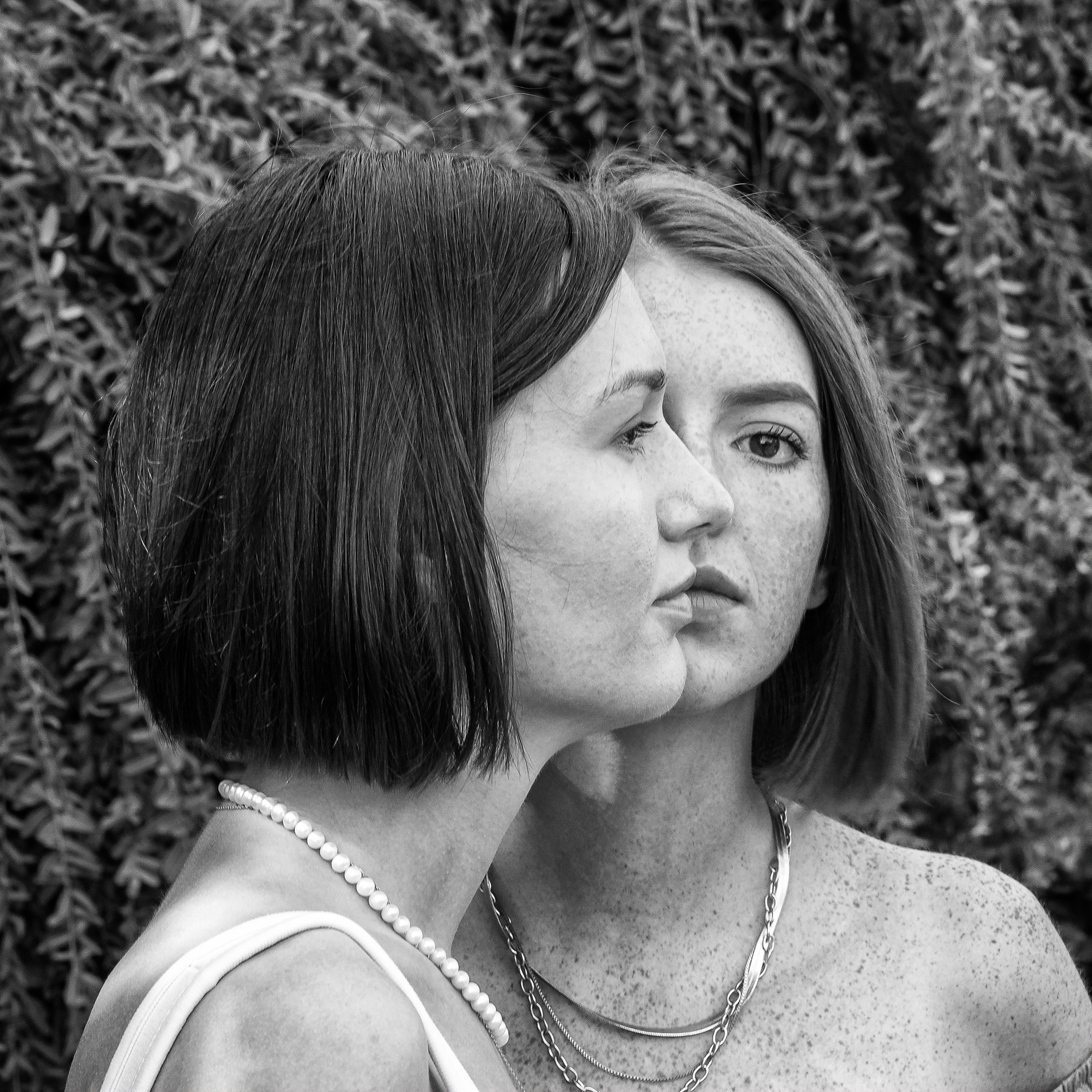 Photo Walk. Sisters. ARTIGO Igor Rudyi Art Photography