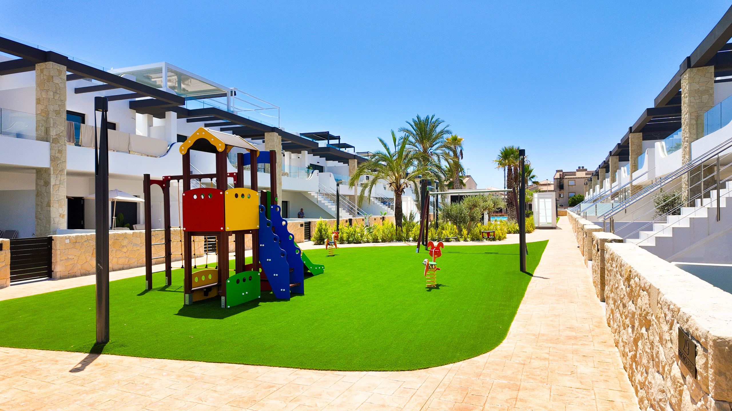 PALMVIEW I&M GROUP. Baby Beast