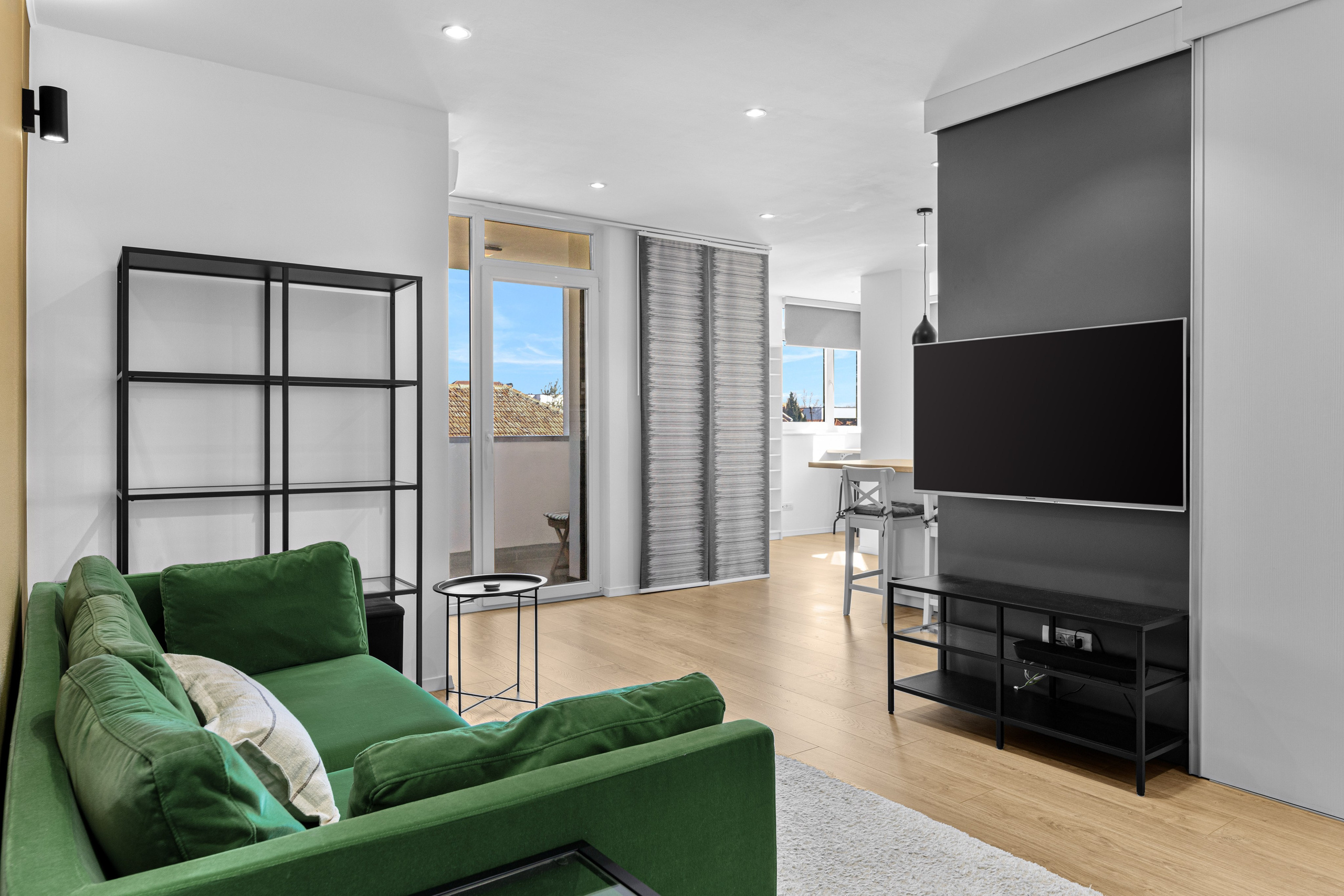 INTERIOR - REALESTATE. Samuel Ciobanu
