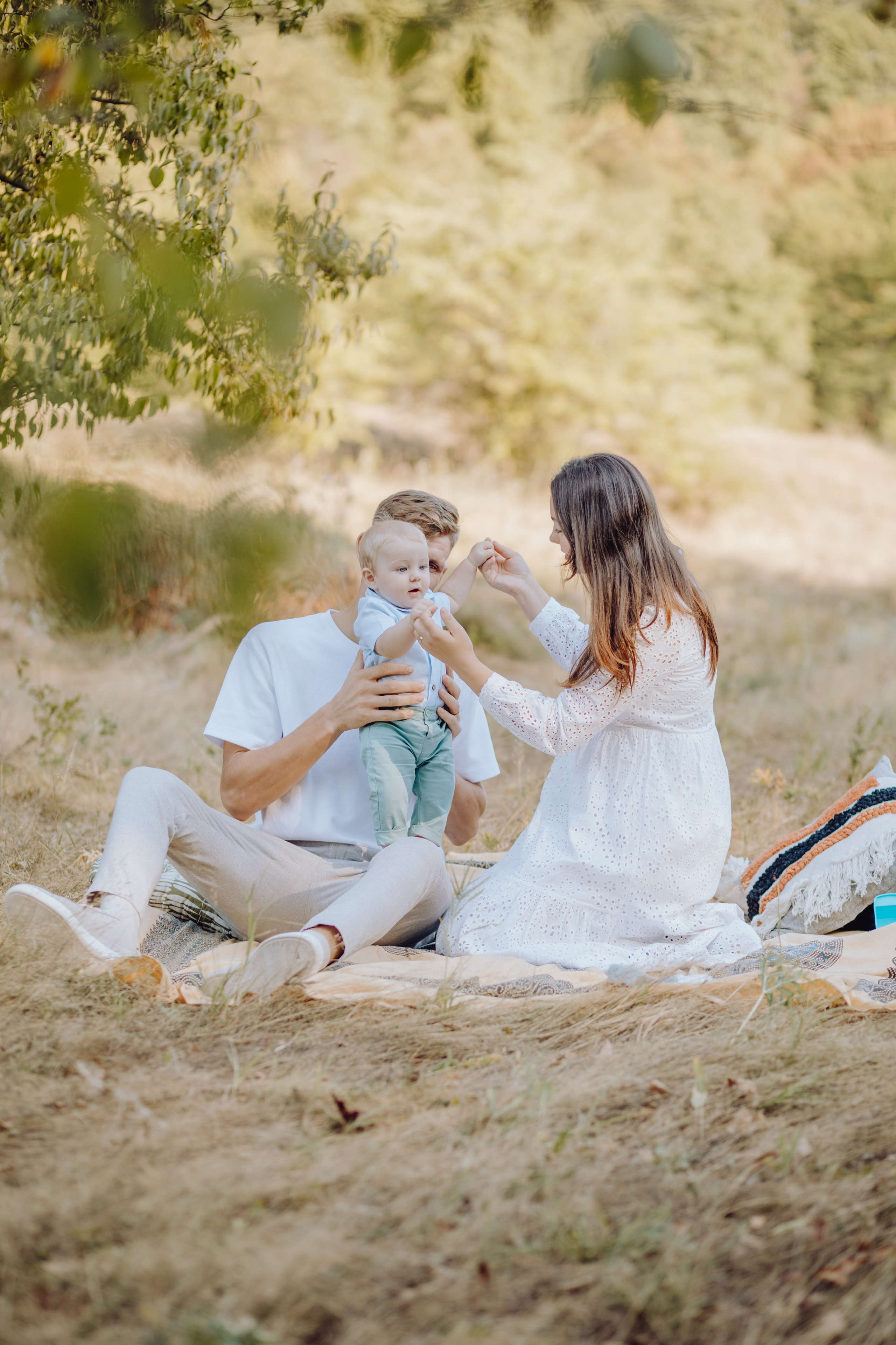 Beni & Adina. Wedding & couple photographer from Romania Rut Vetan