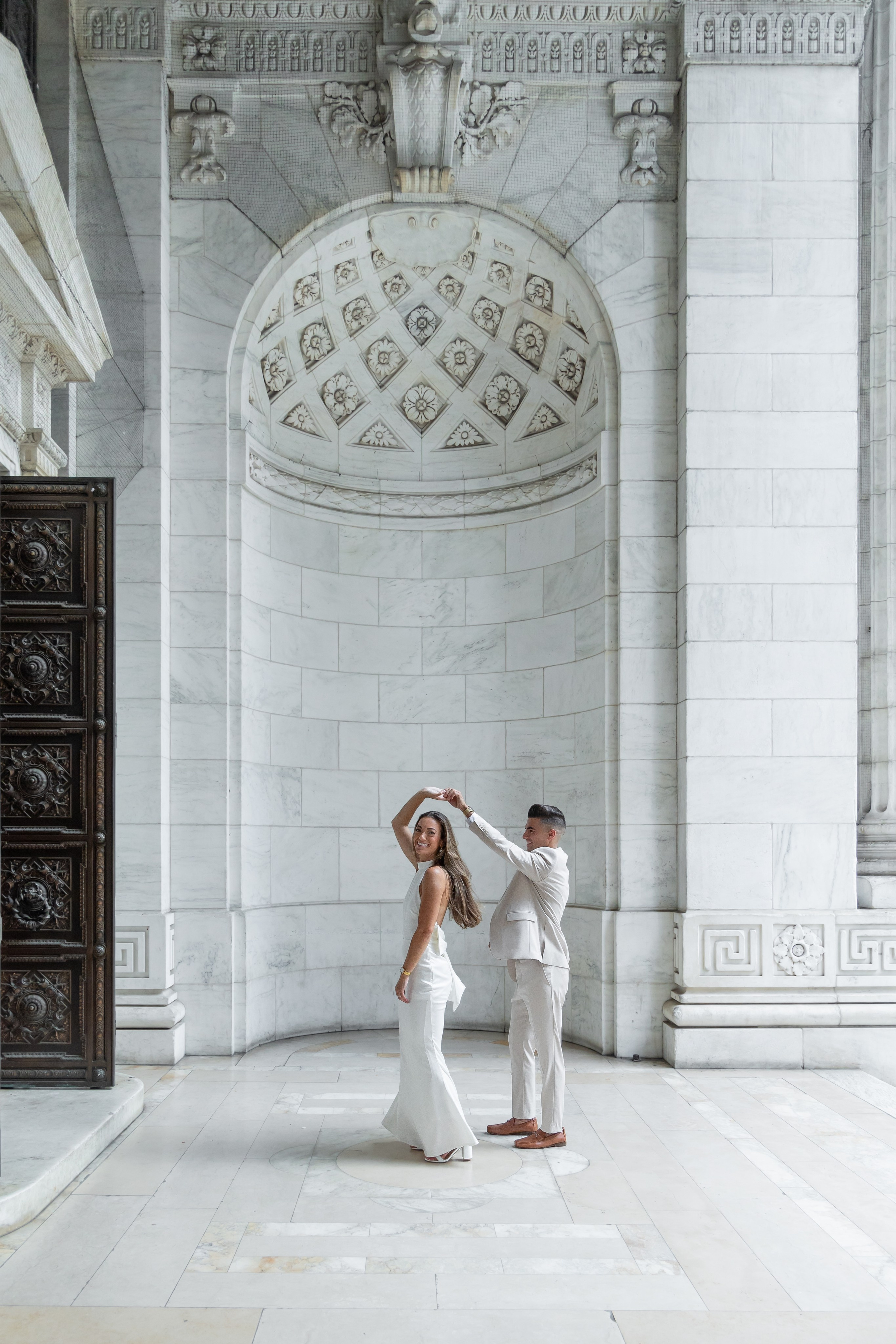 Engagement & Love Story. Wedding Photo & Video