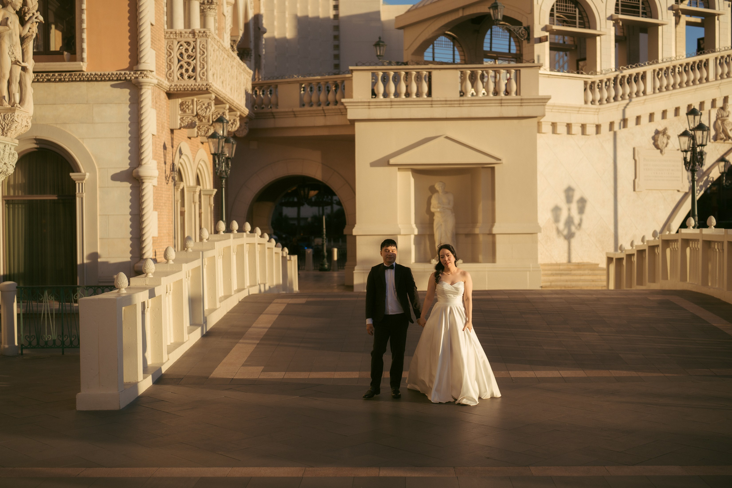 Kim&Ken. Wedding & elopement photographer Viktoriya Kravtsov. Las Vegas
