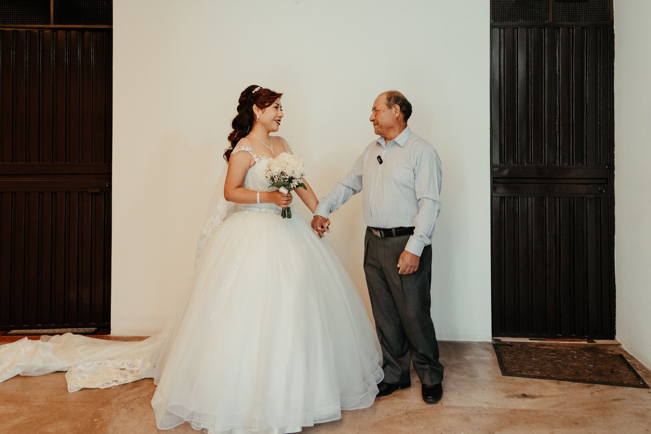 VANESSA + FRANKLIN BODA RELIGIOSA. Studio KVTA | Fotografía y Video de Bodas en Arequipa