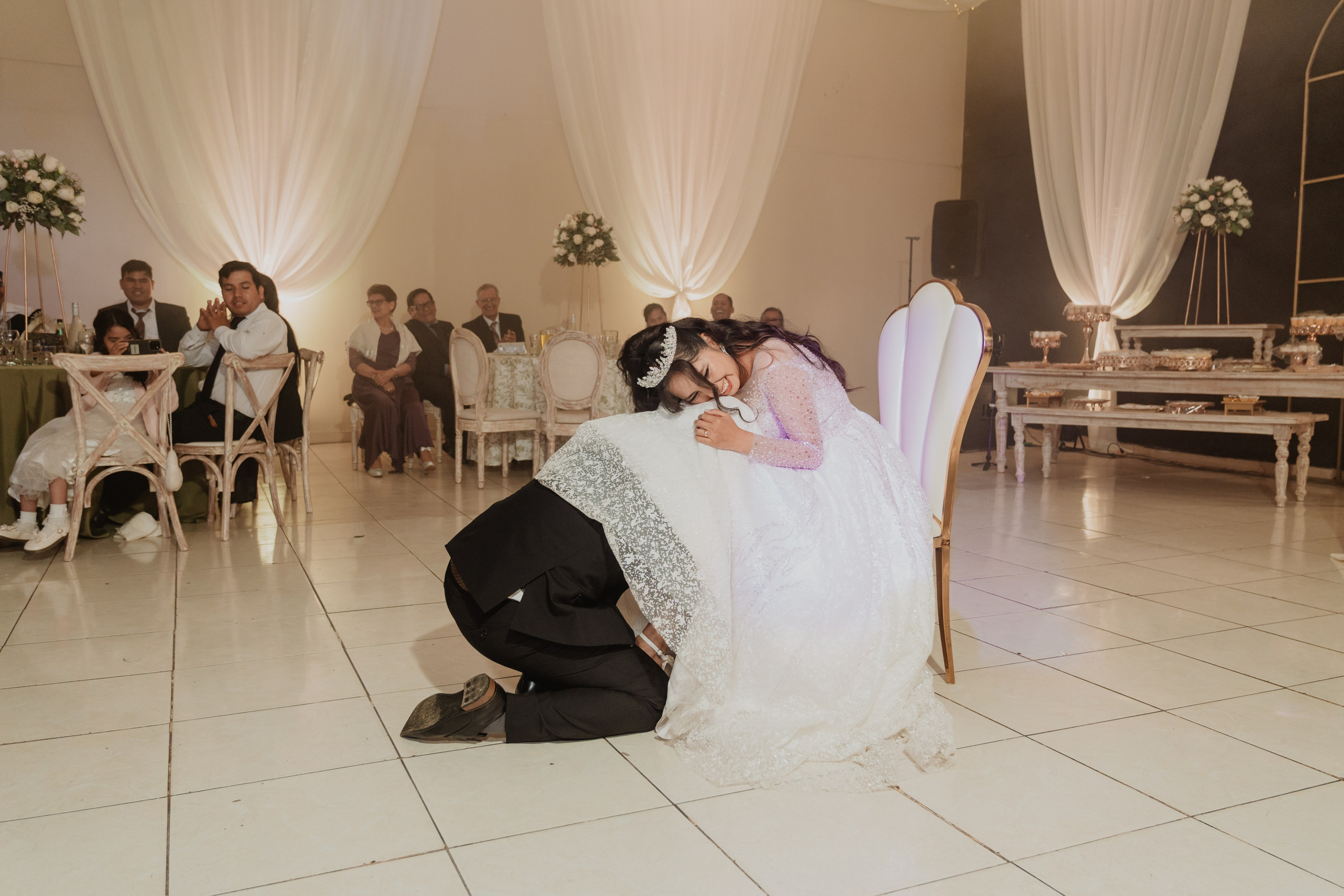 FERNANDO + MARIBEL | BODA RELIGIOSA. Studio KVTA | Fotografía y Video de Bodas en Arequipa