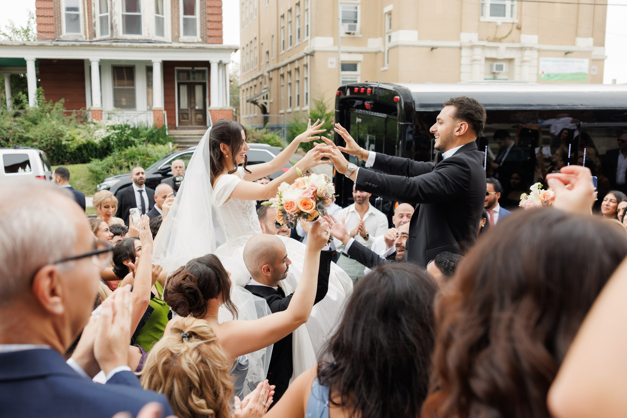 Jewel and Geovany. Wedding Photo & Video