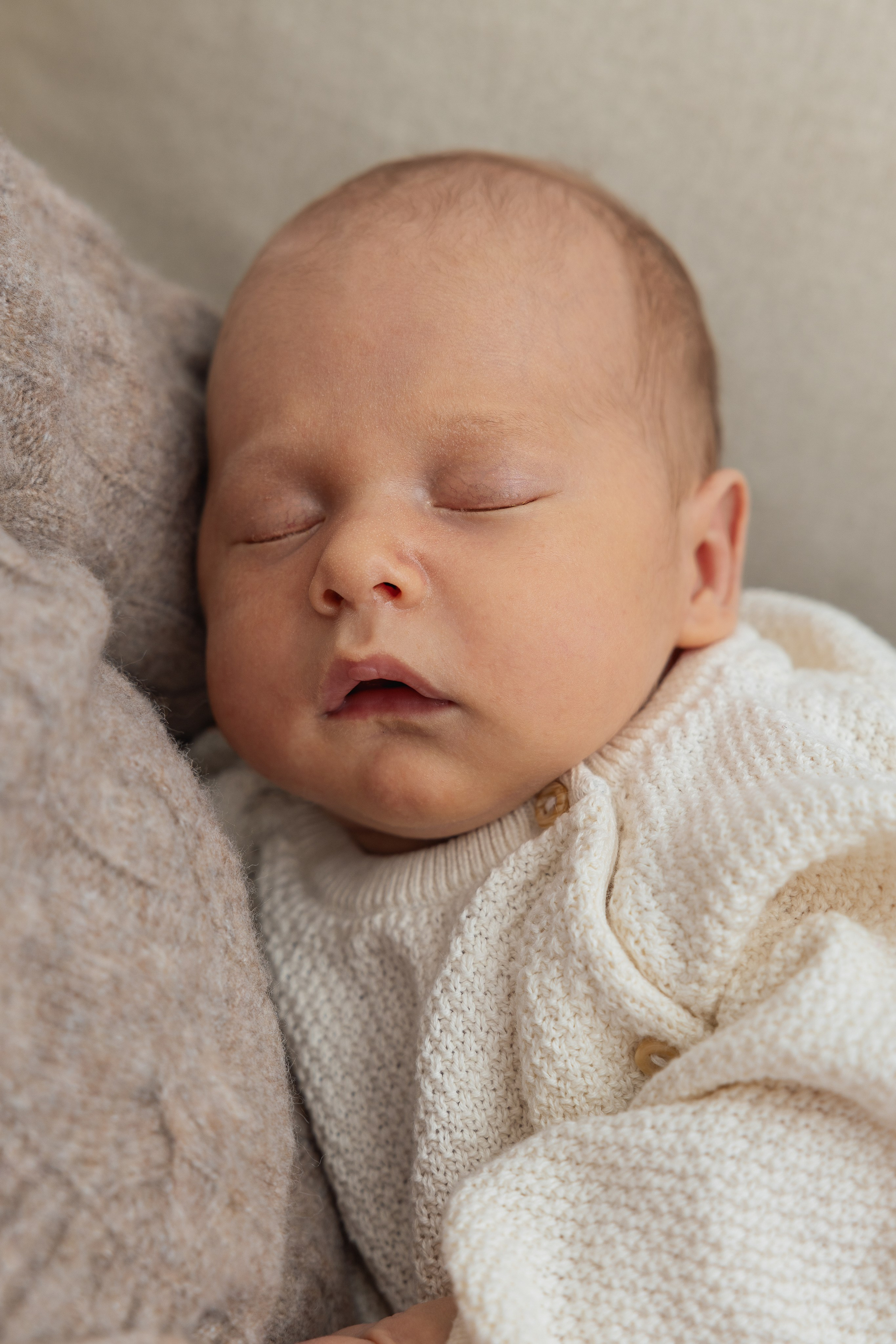 Newborn|Family Session. PHOTOGRAPHER IN LONDON
