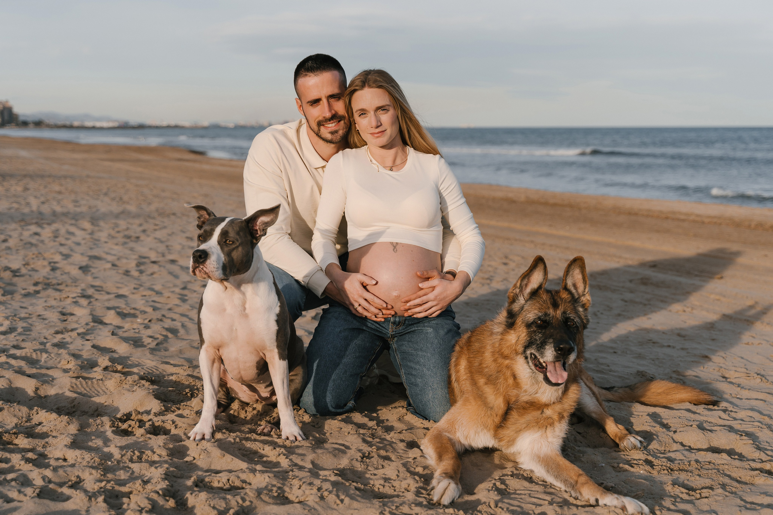Ylenia, Adrian, Hurco y Wanda. Fotógrafa de bodas y familias en España, Valencia: Nadia ProFoto
