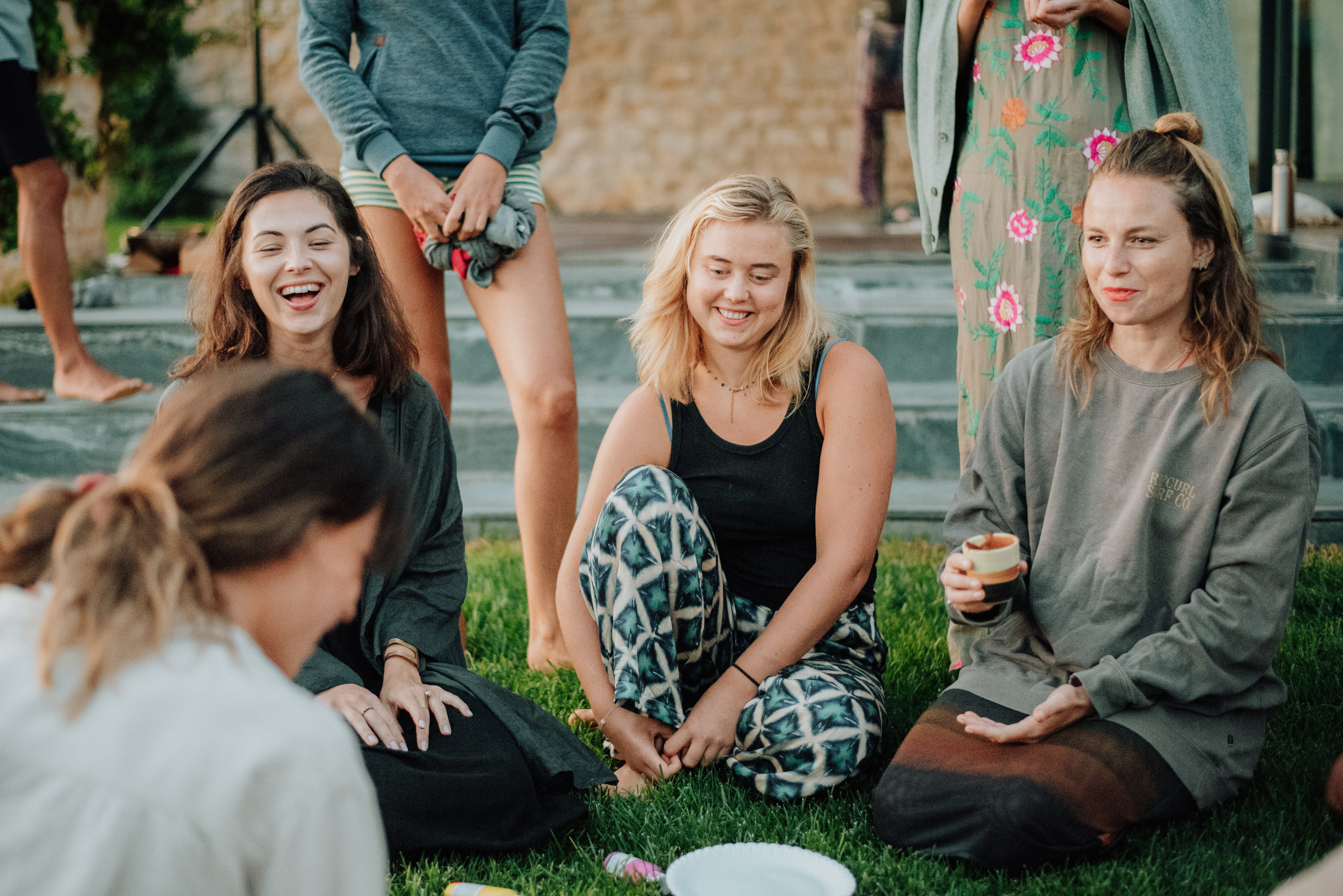 YOGA RETREAT PORTUGAL. Lifestyle, wedding and family photographer