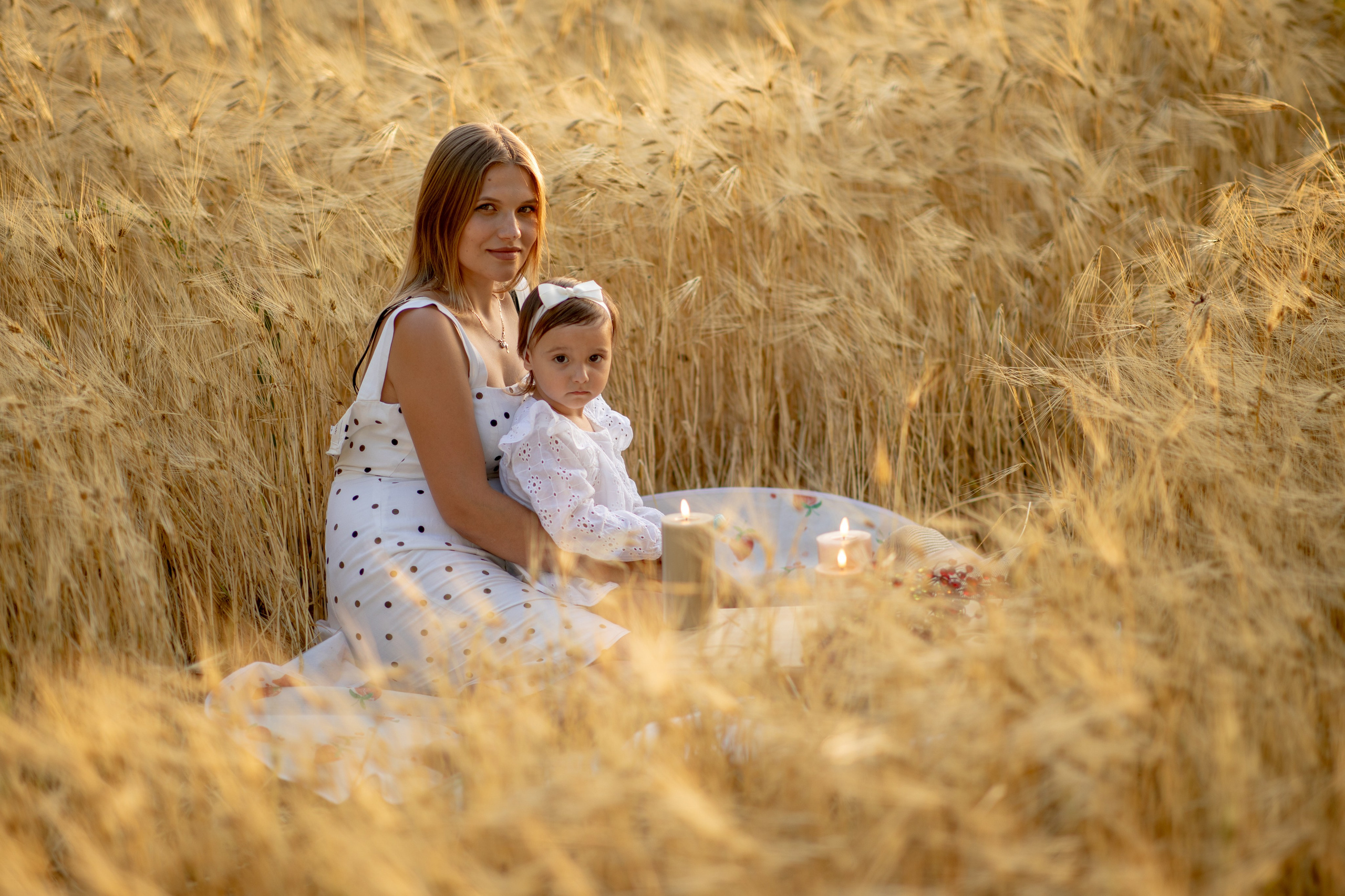 Family photo Maria si Elenica. N.D.photograph - fotograf de familie și portrete în Republica Moldova