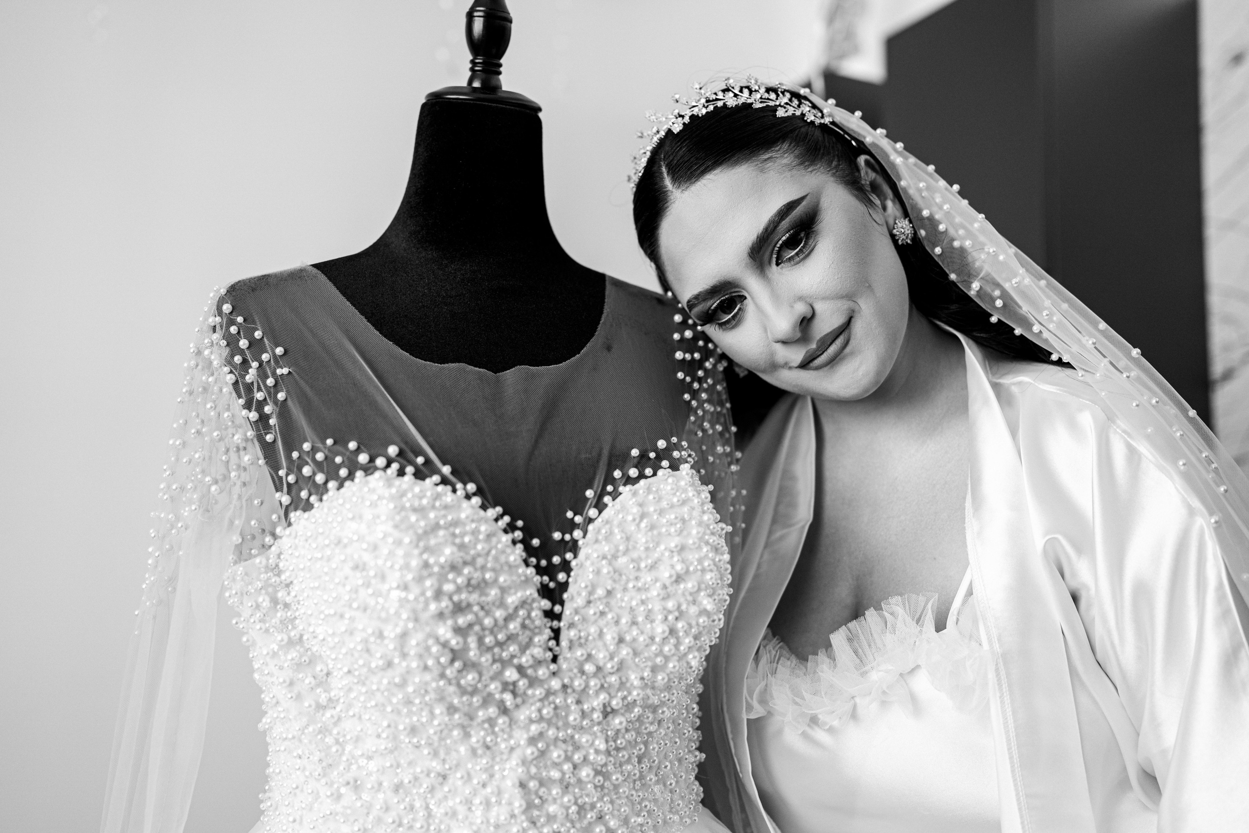 Nuntă - Gabriela și Alexandru. ALB — Alexandru-Laurențiu Bîrsan | Fotograf în București