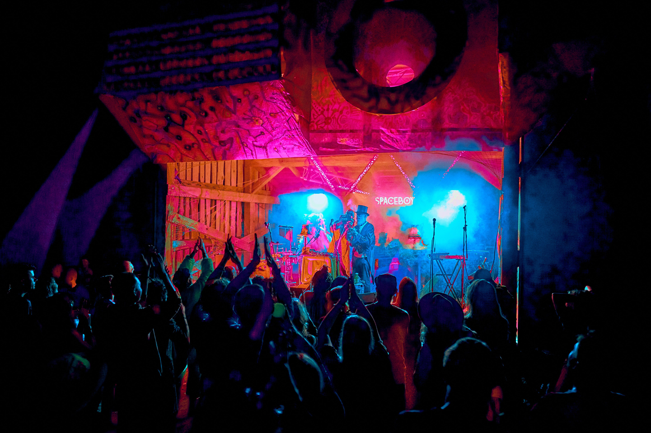 Концерт SPACEBOY на Fruń Festival 2022 - Фотограф Андрей Шипилов. Андрей Шипилов — Фотография & Видеография
