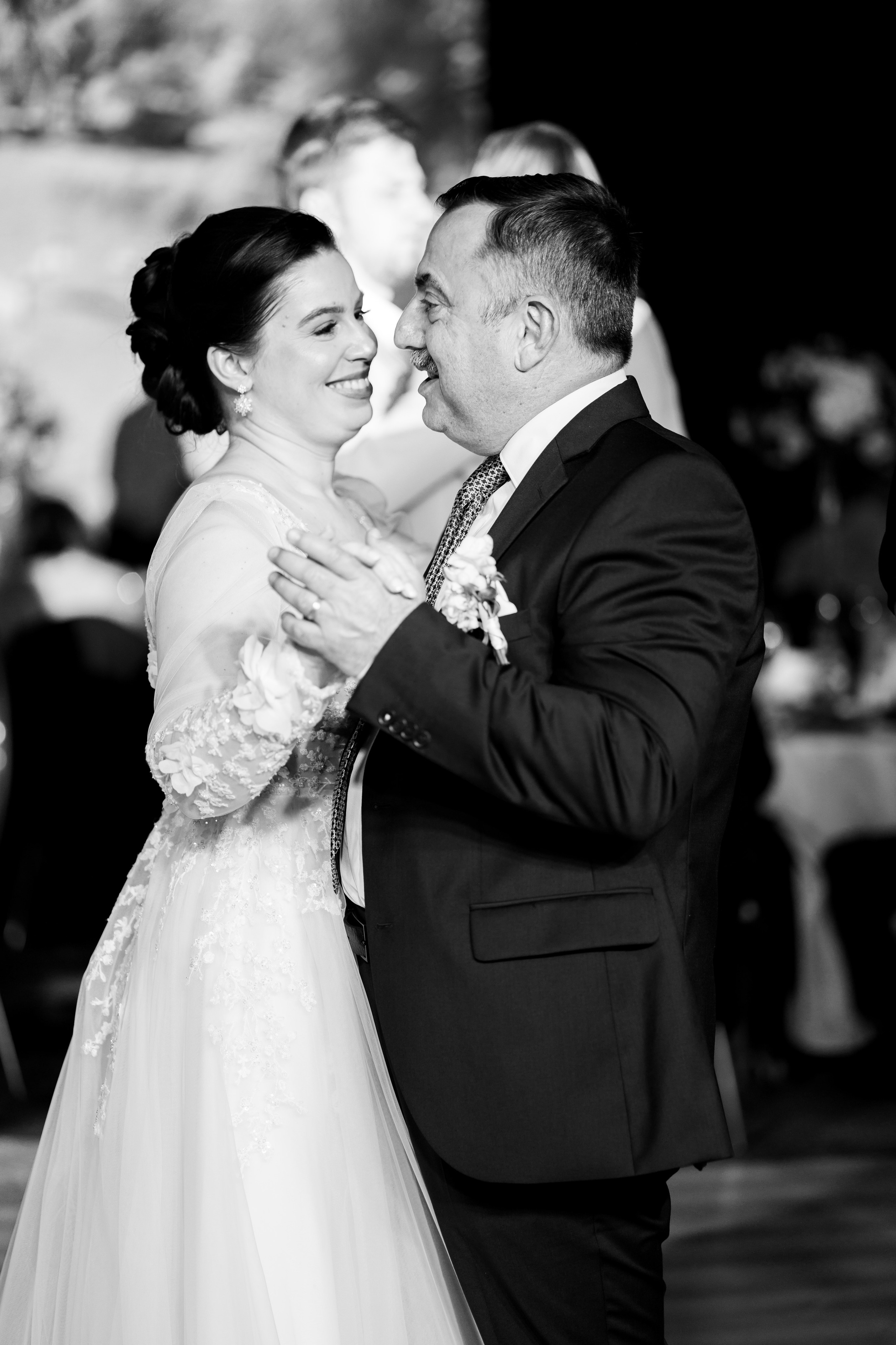 PARTY. Gabriel Florea — Fotograf nuntă București