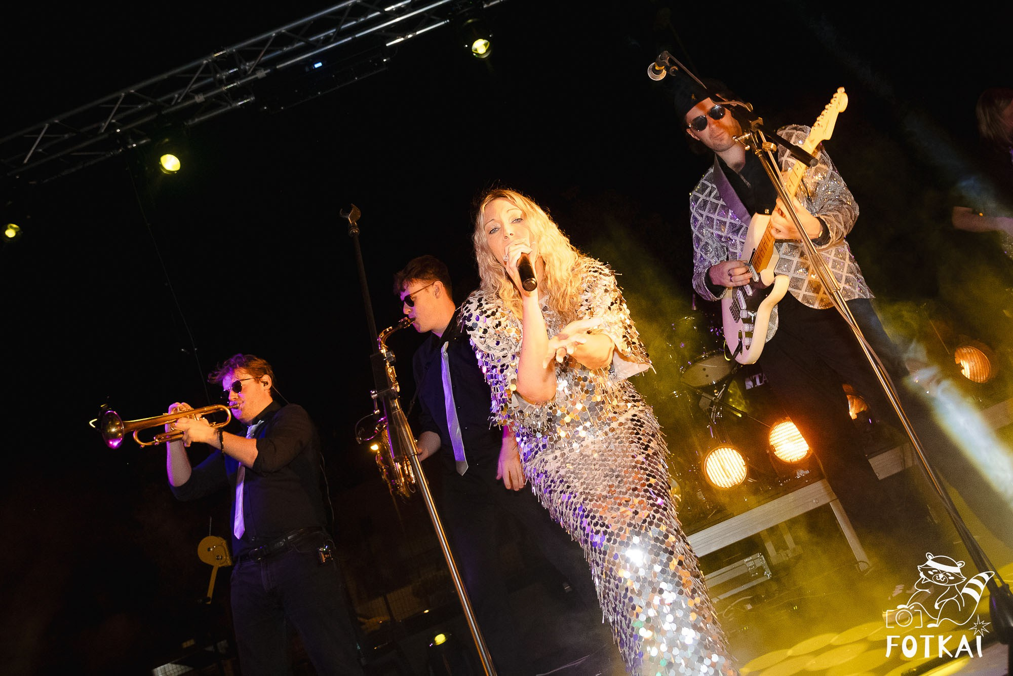 Good Times, tributo a Nile Rodgers & Chic en Benijófar — Fotos del evento 2026 | FOTKAI