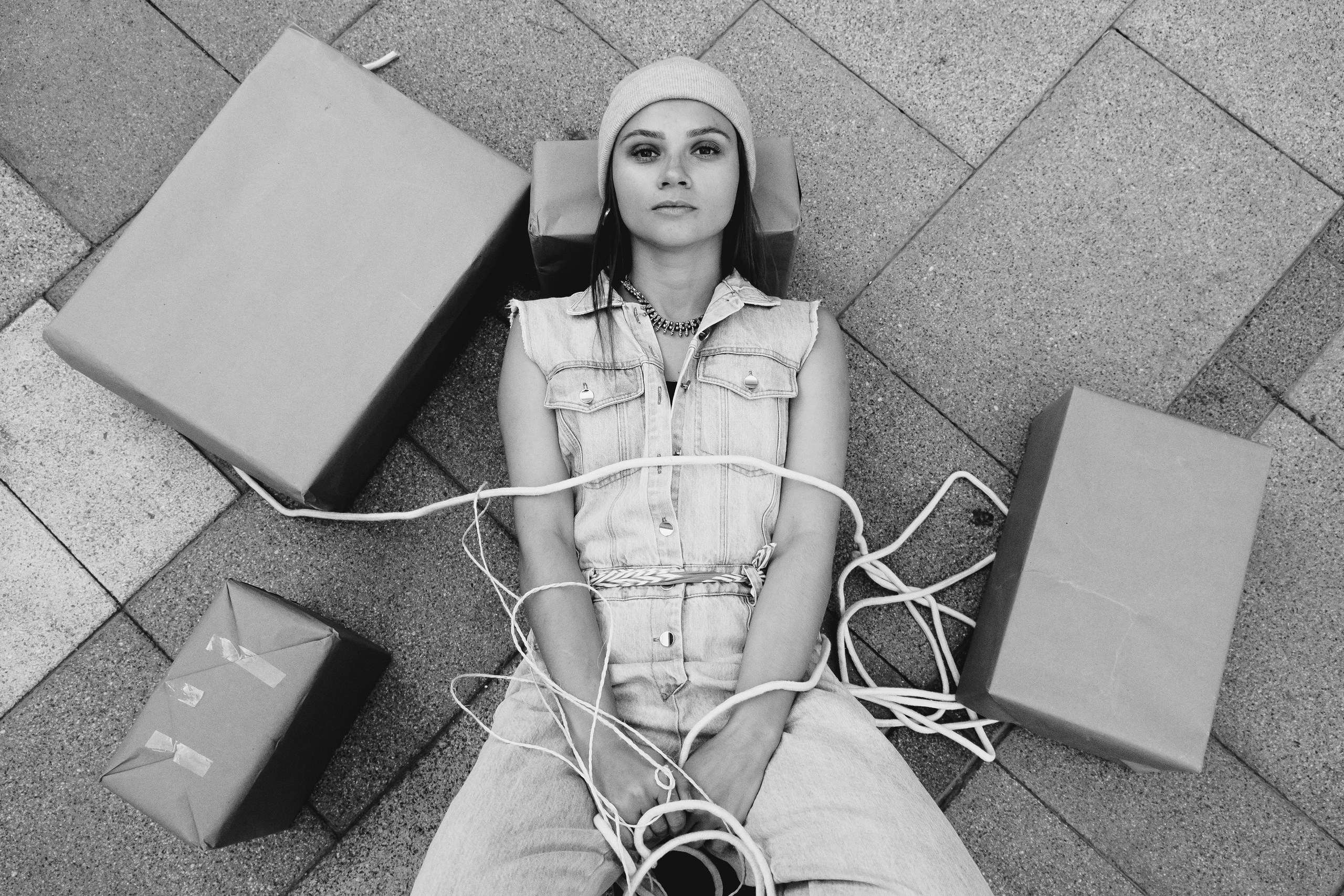 Прогулочная фотосессия в стиле Курьер в Испании