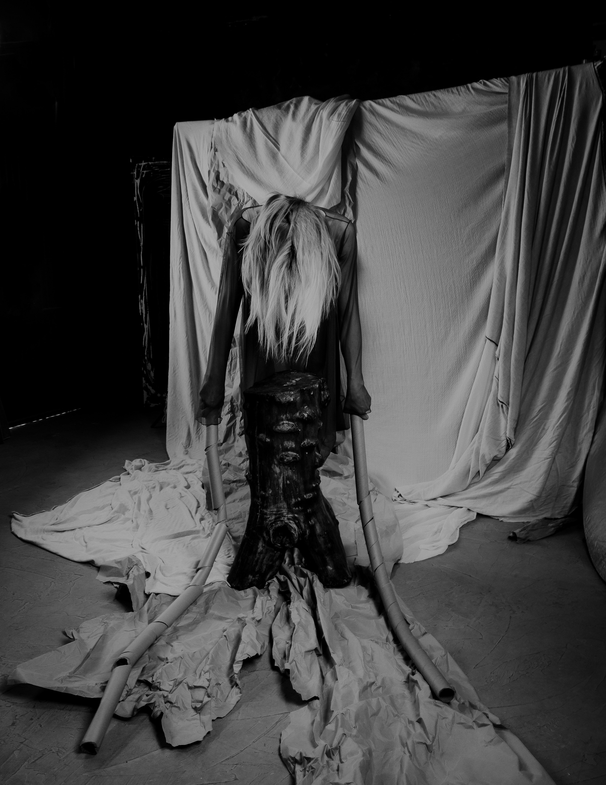 Paper World. Креативная студийная фотосессия в стиле арт хаус