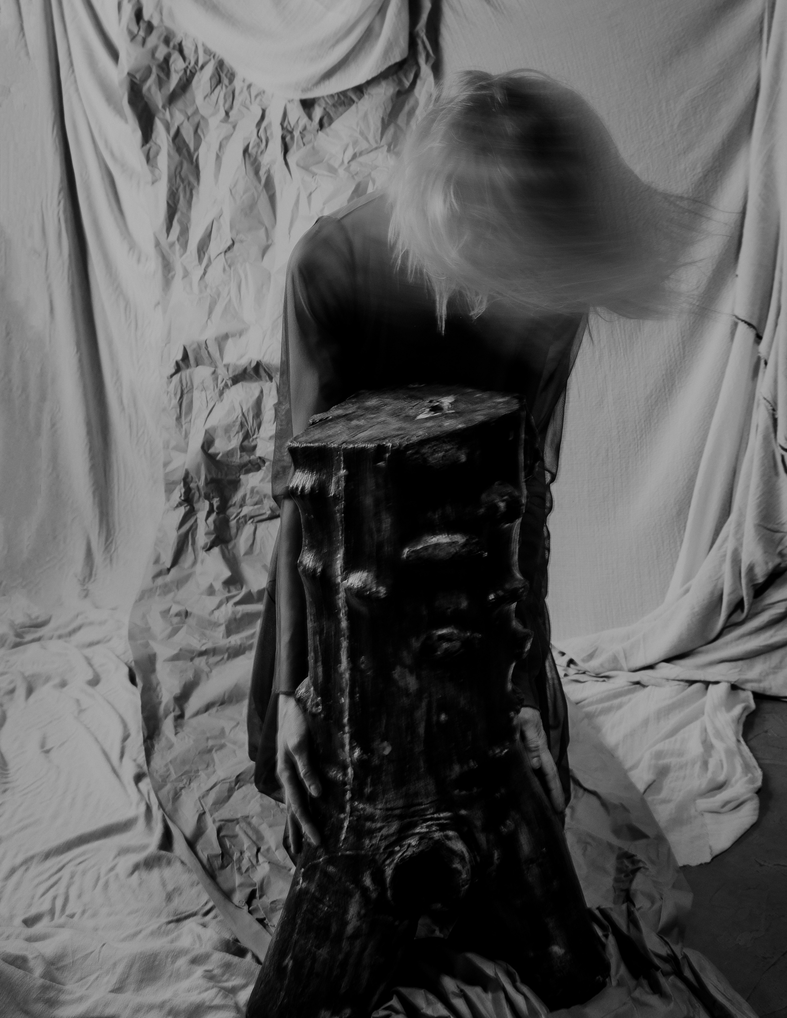 Paper World. Креативная студийная фотосессия в стиле арт хаус