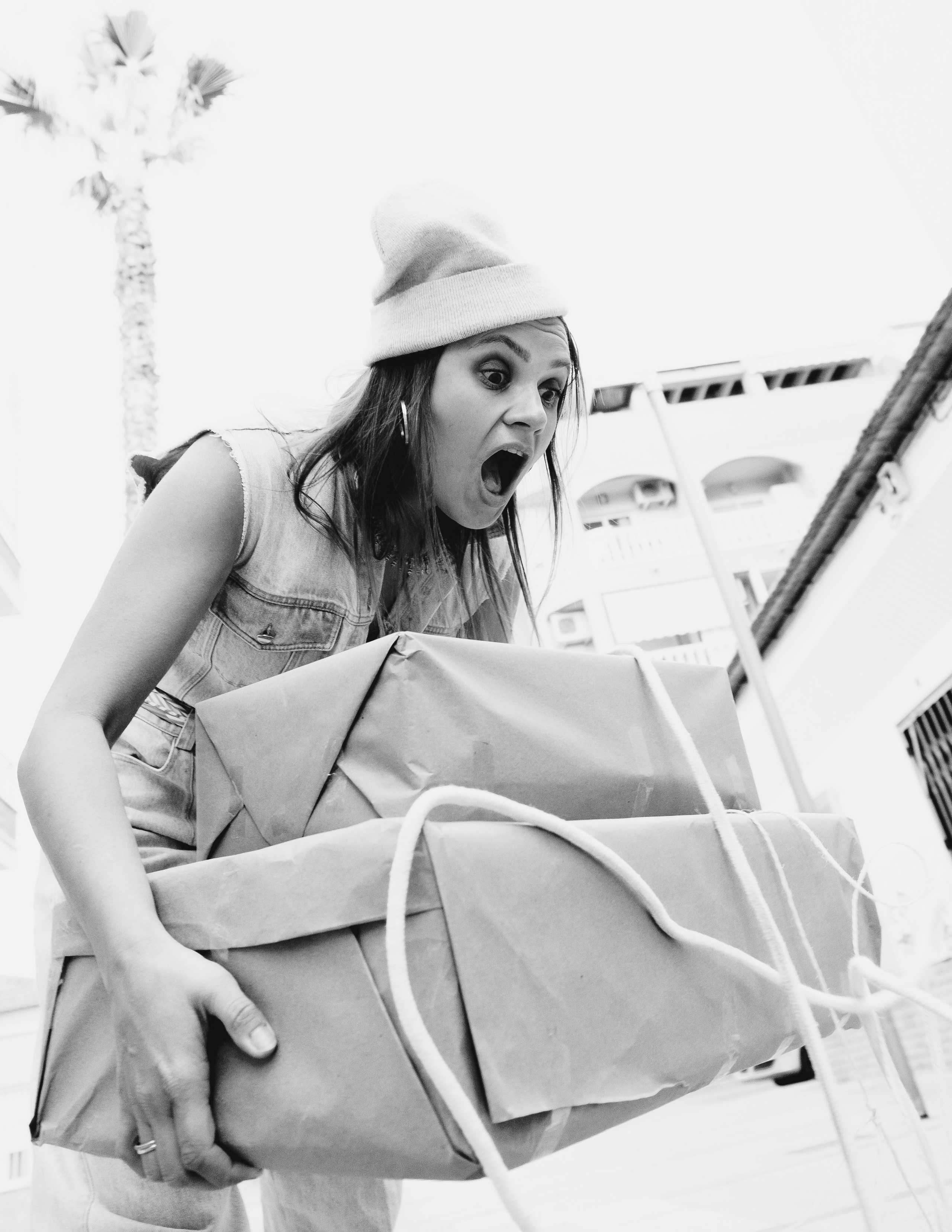 Прогулочная фотосессия в стиле Курьер в Испании