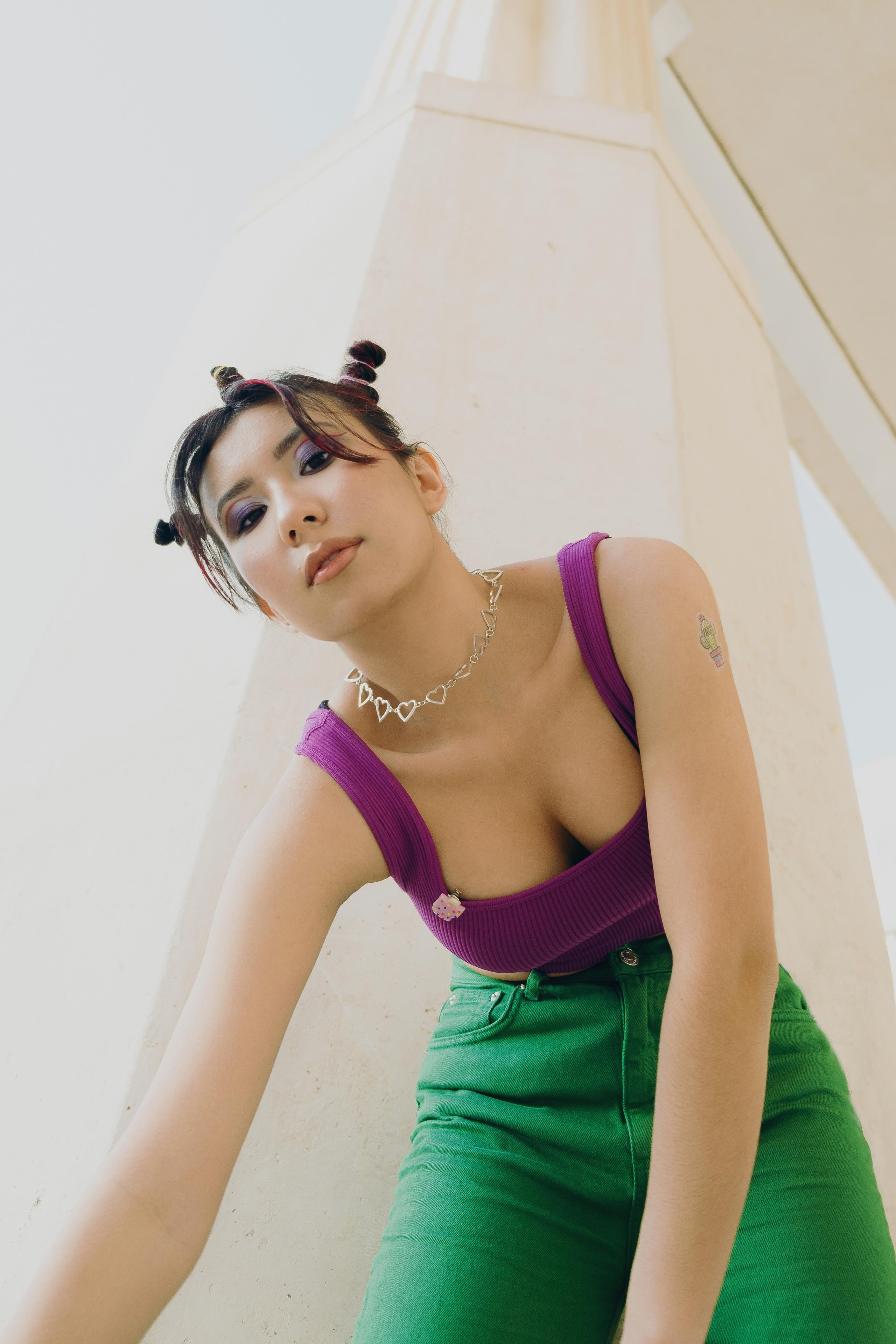 Bright creative photo session in Spain