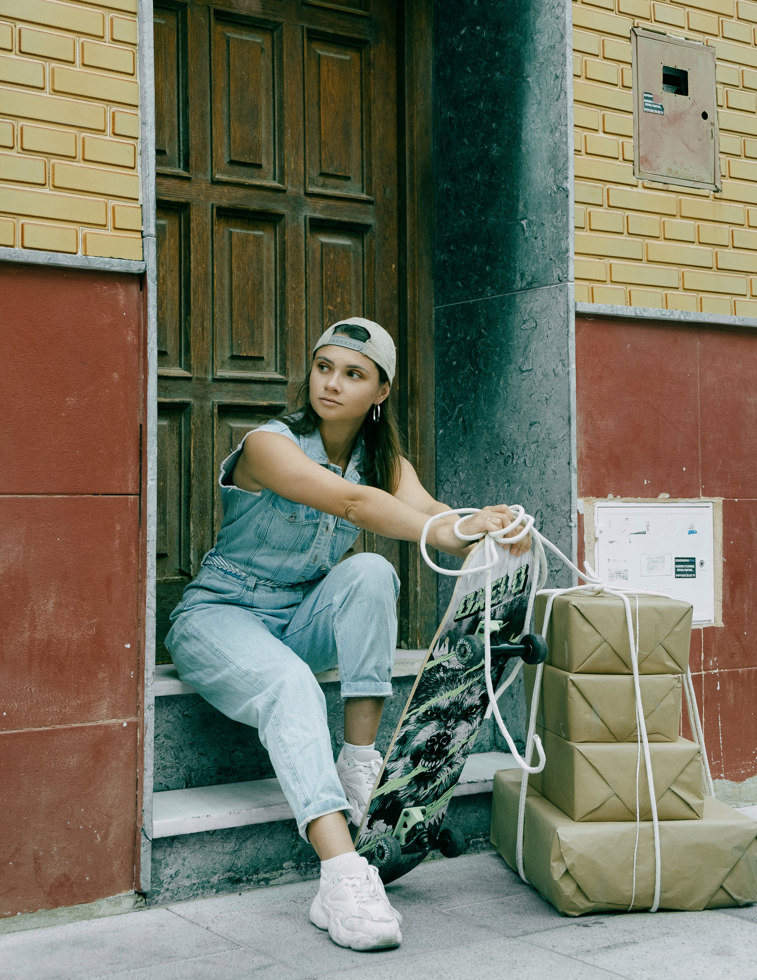 Прогулочная фотосессия в стиле Курьер в Испании