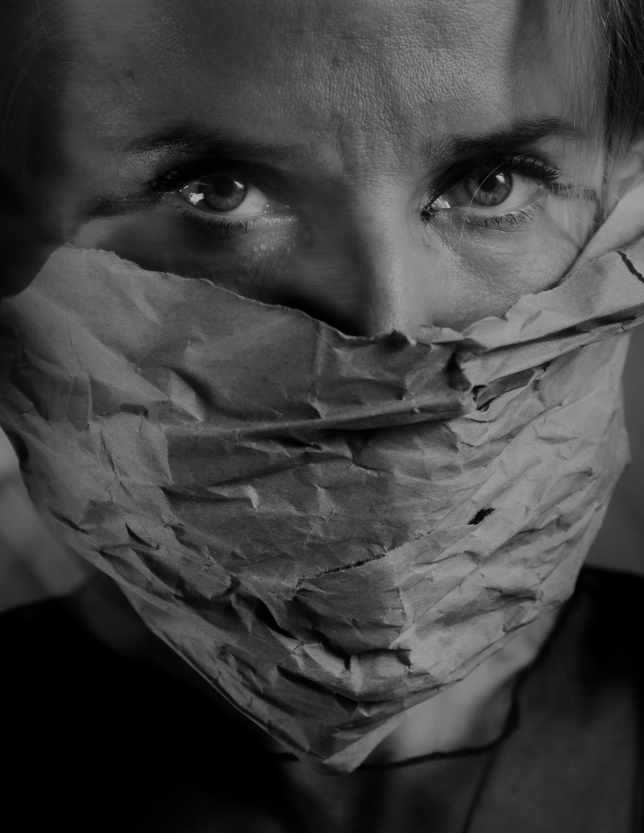 Paper World. Креативная студийная фотосессия в стиле арт хаус