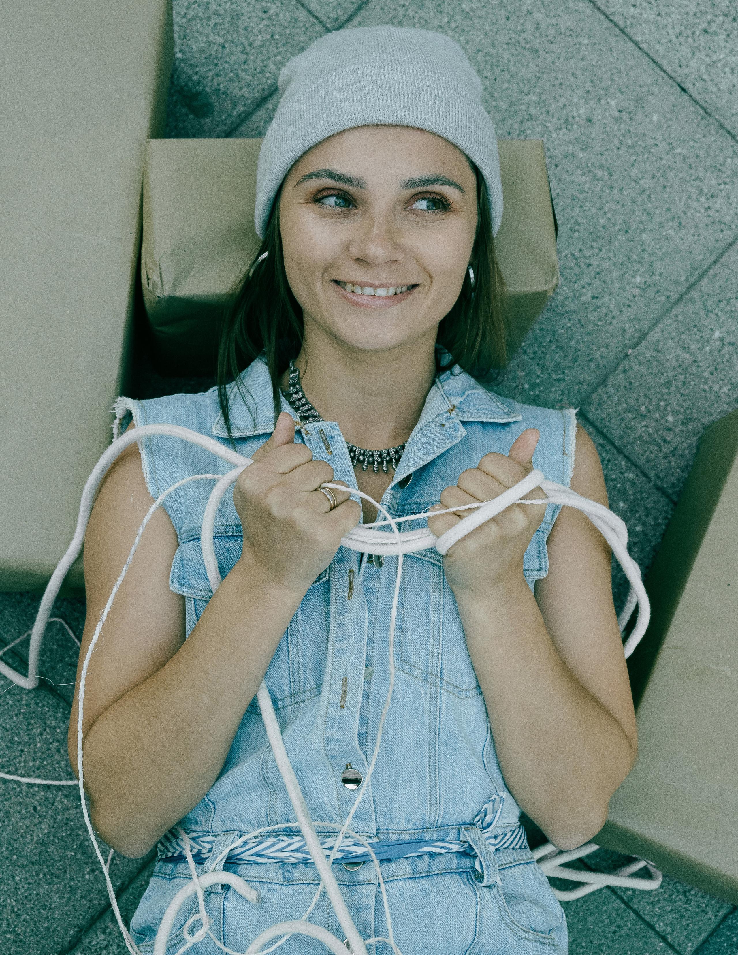 Прогулочная фотосессия в стиле Курьер в Испании