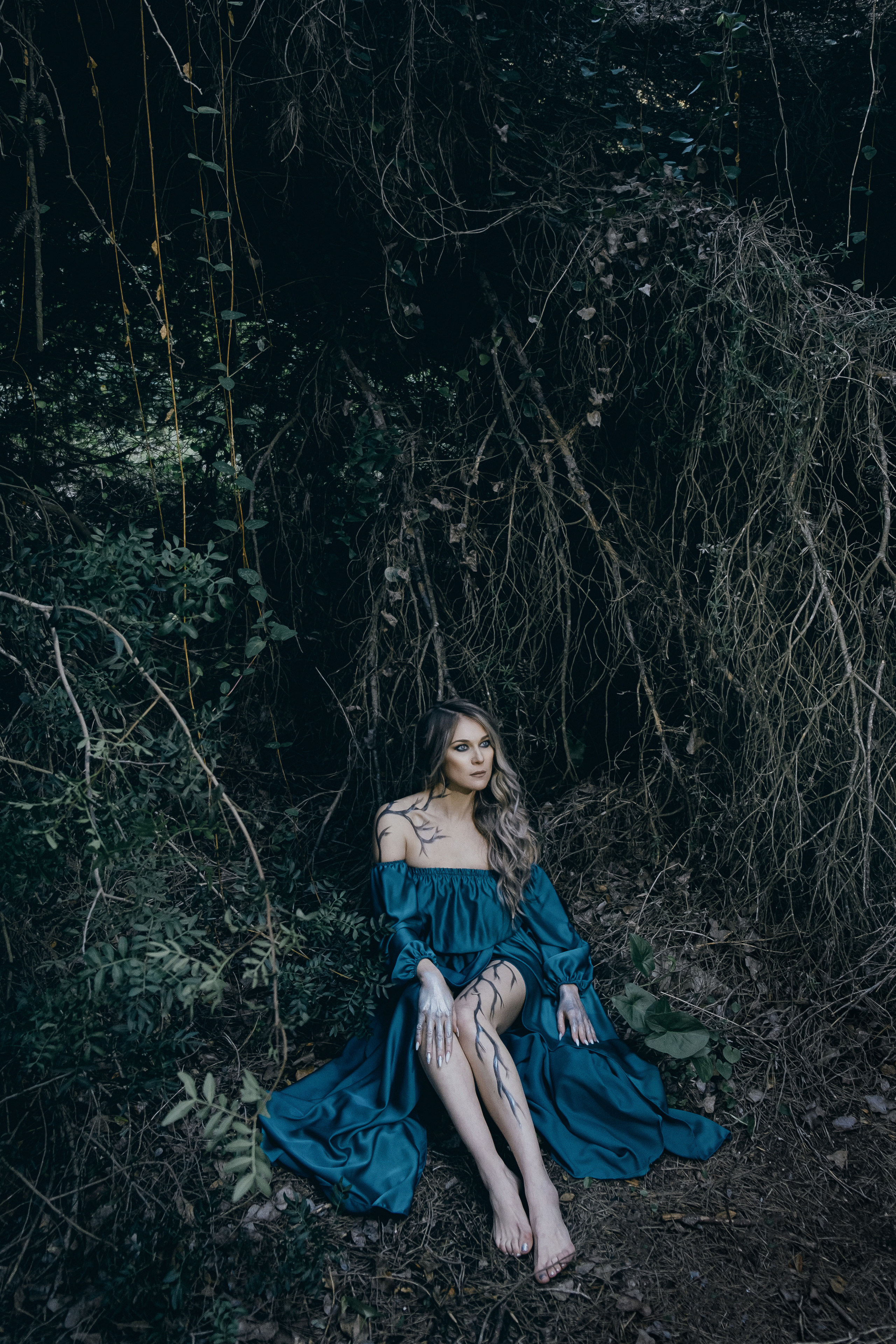 Charmed. Креативная фотосессия в лесу в Испании