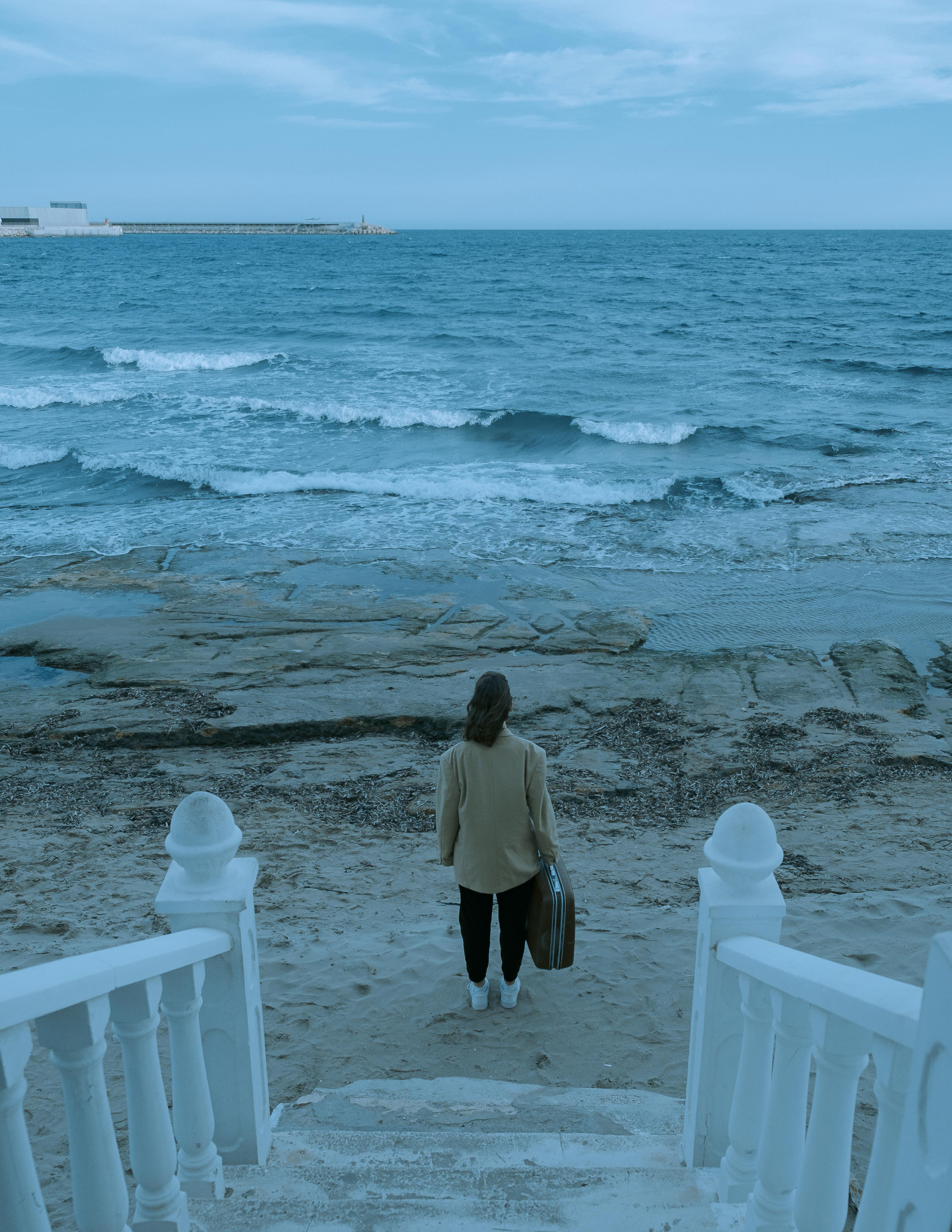 Enjoy the Silence. Атмосферная фотопрогулка у моря в Испании