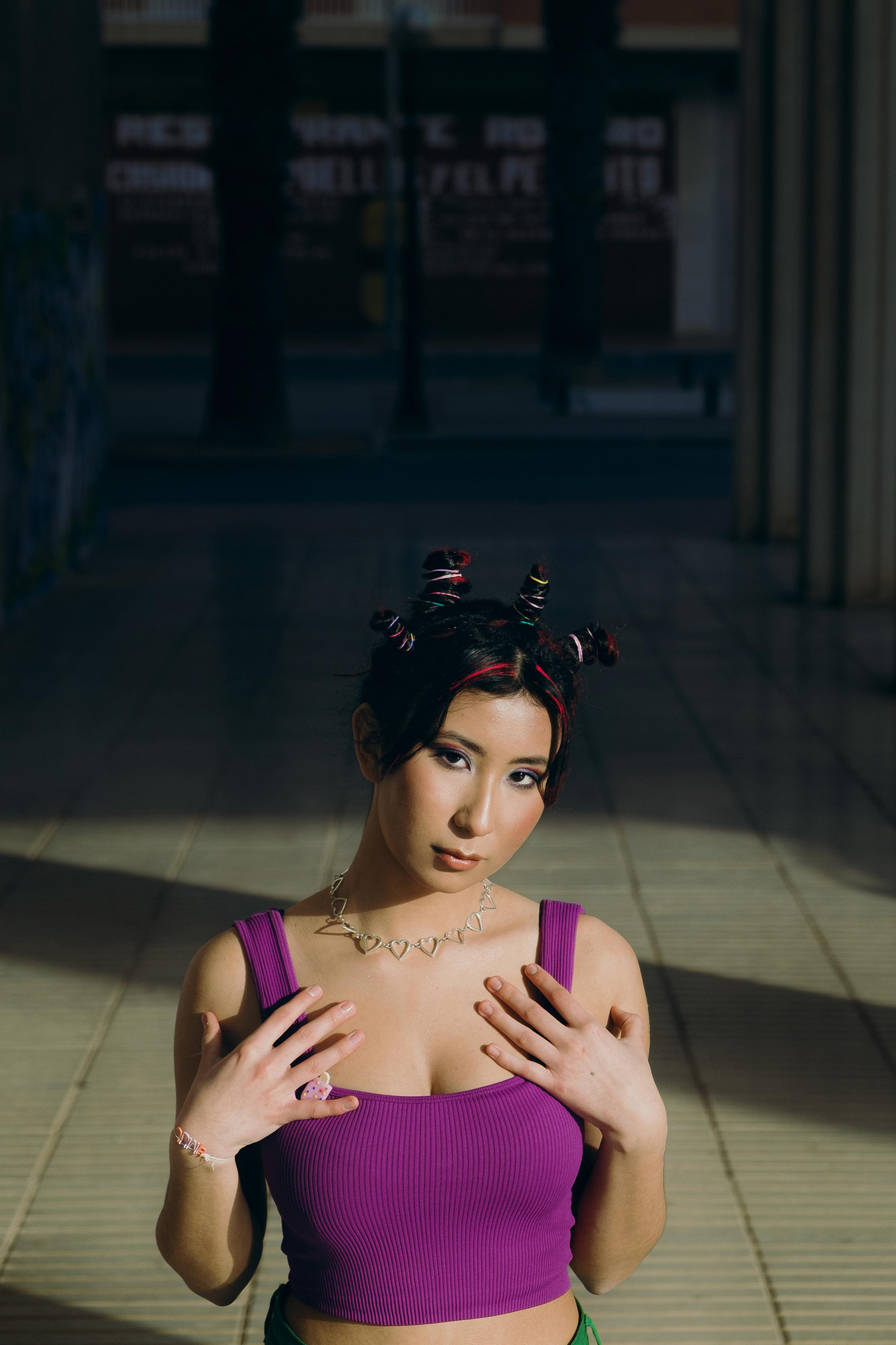 Bright creative photo session in Spain