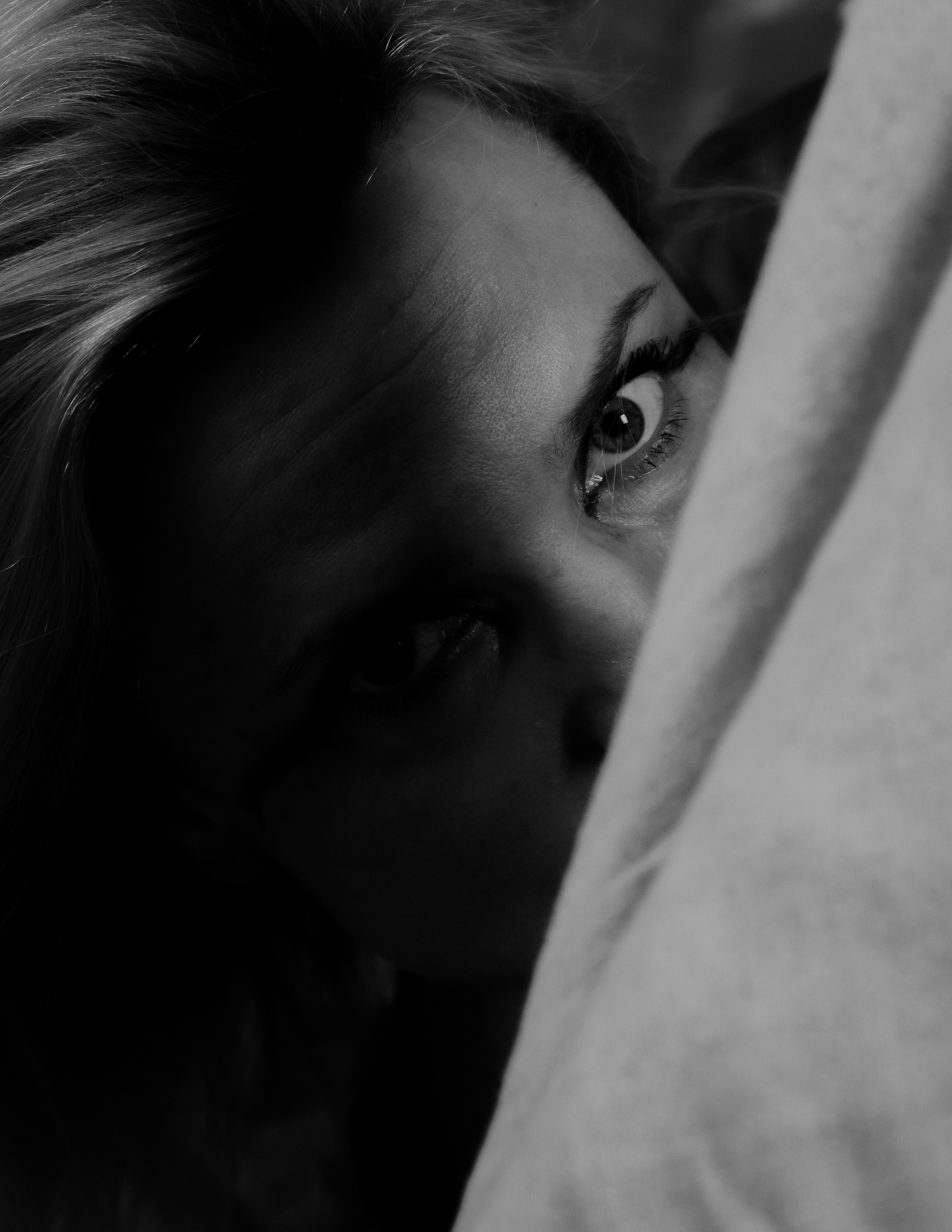 Paper World. Креативная студийная фотосессия в стиле арт хаус