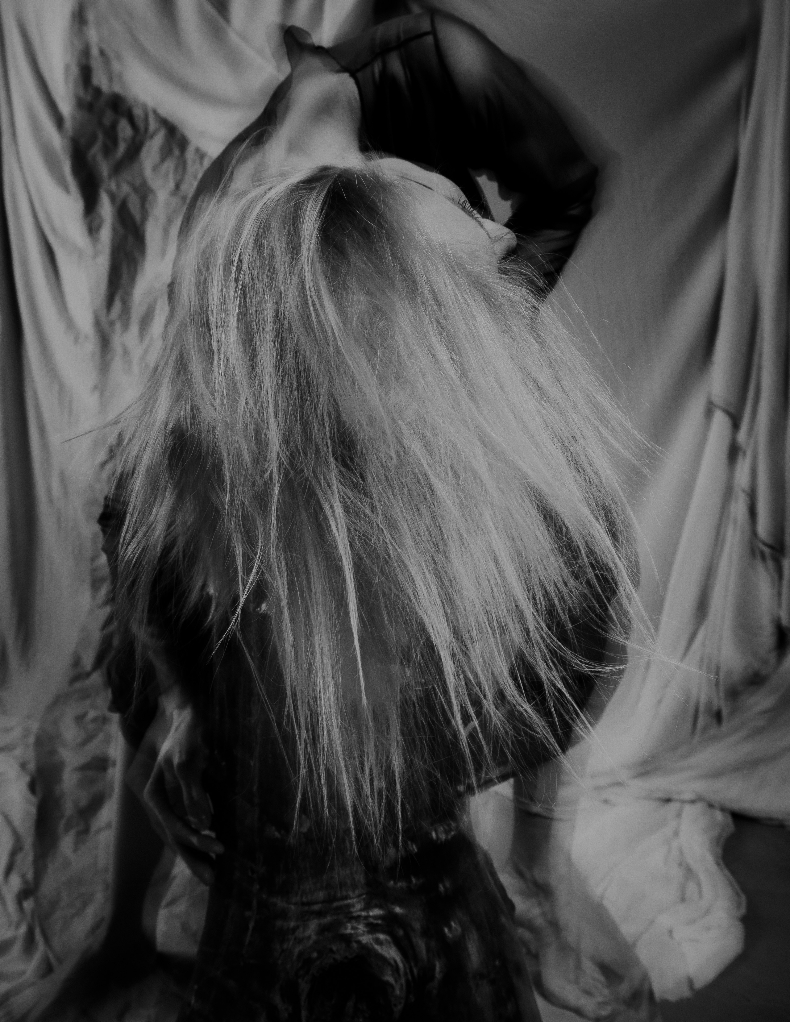 Paper World. Креативная студийная фотосессия в стиле арт хаус