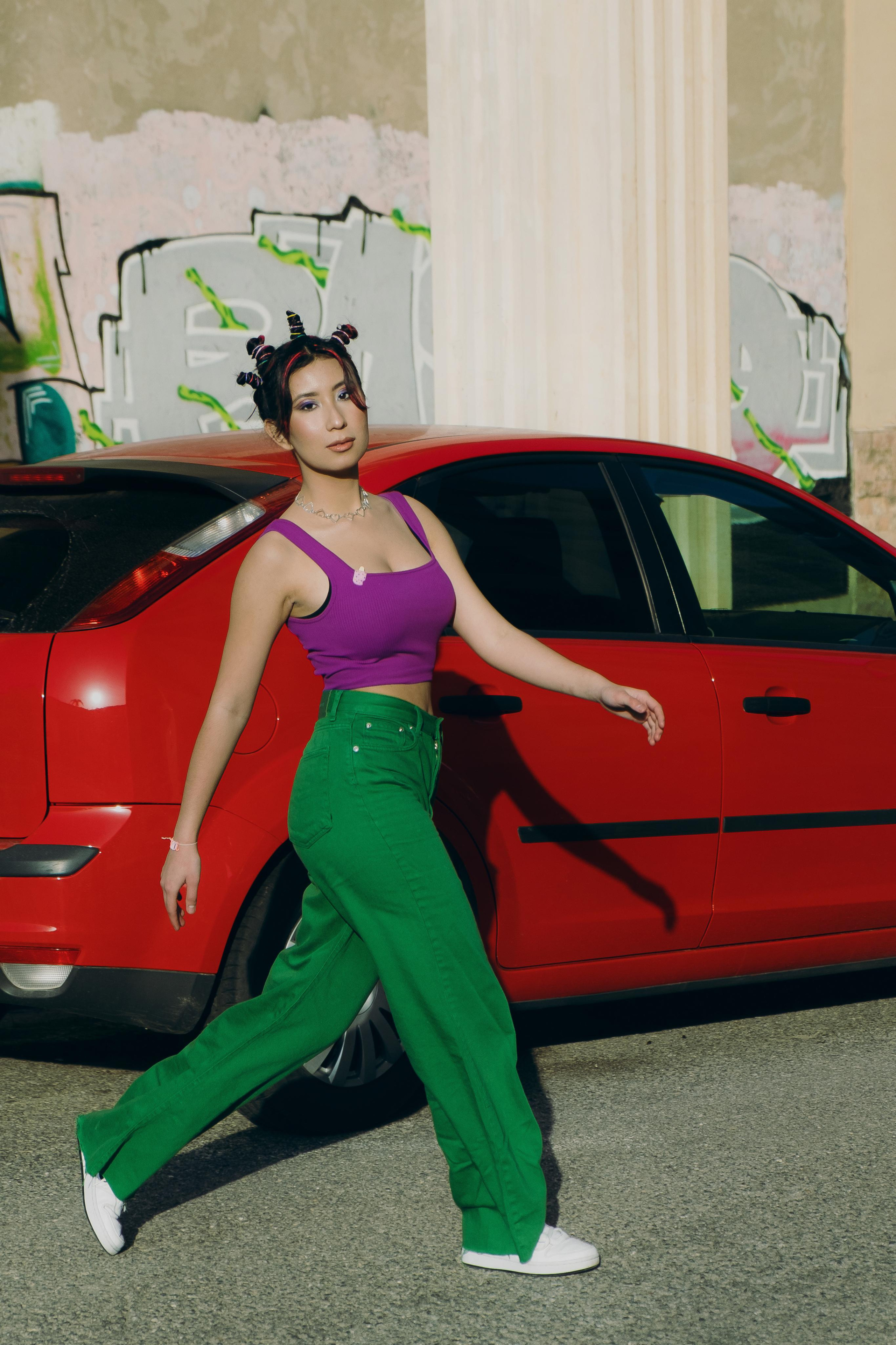 Bright creative photo session in Spain