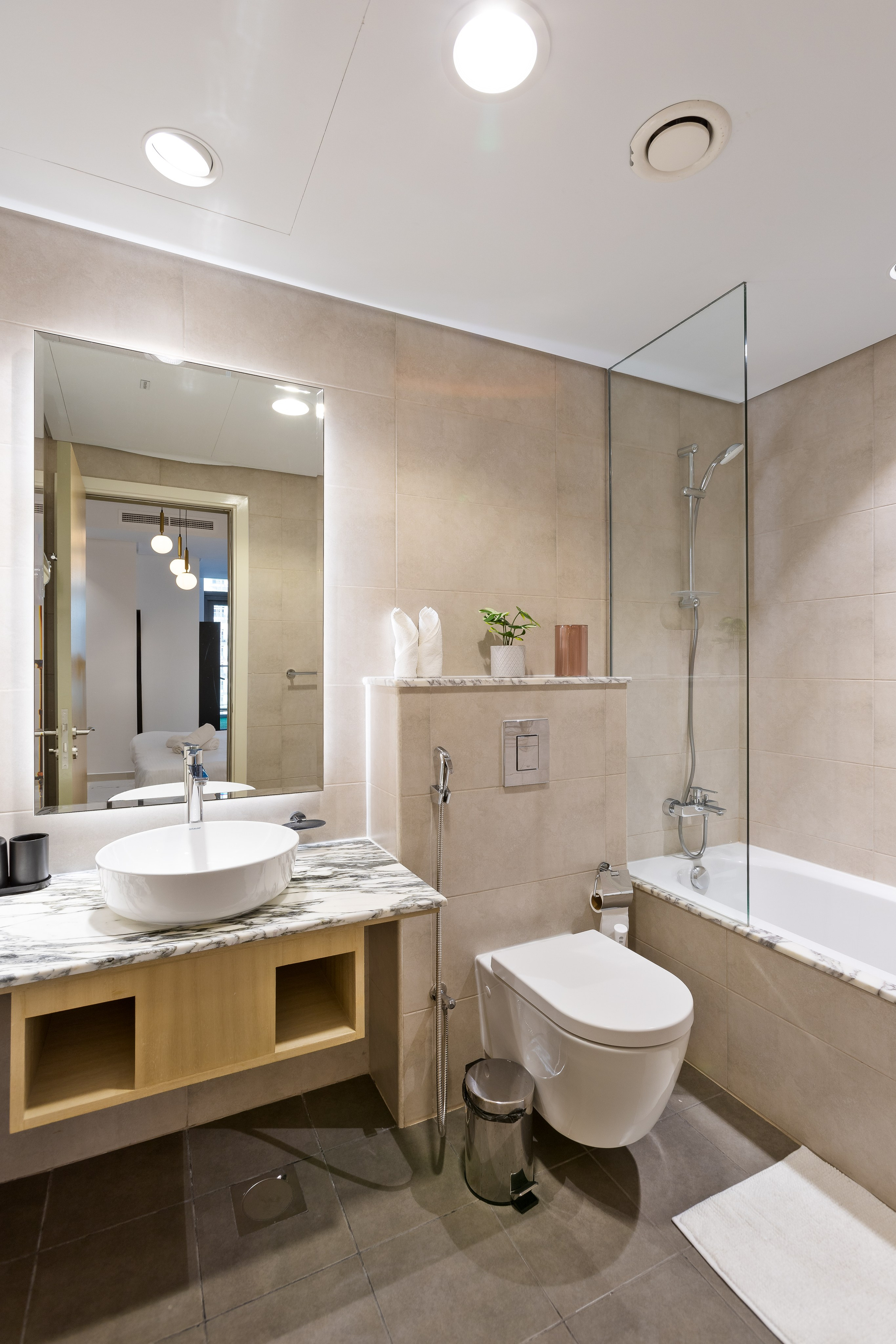 Paramount Midtown. Samy Mar Boy │Portrait, Automotive and Real Estate Photographer