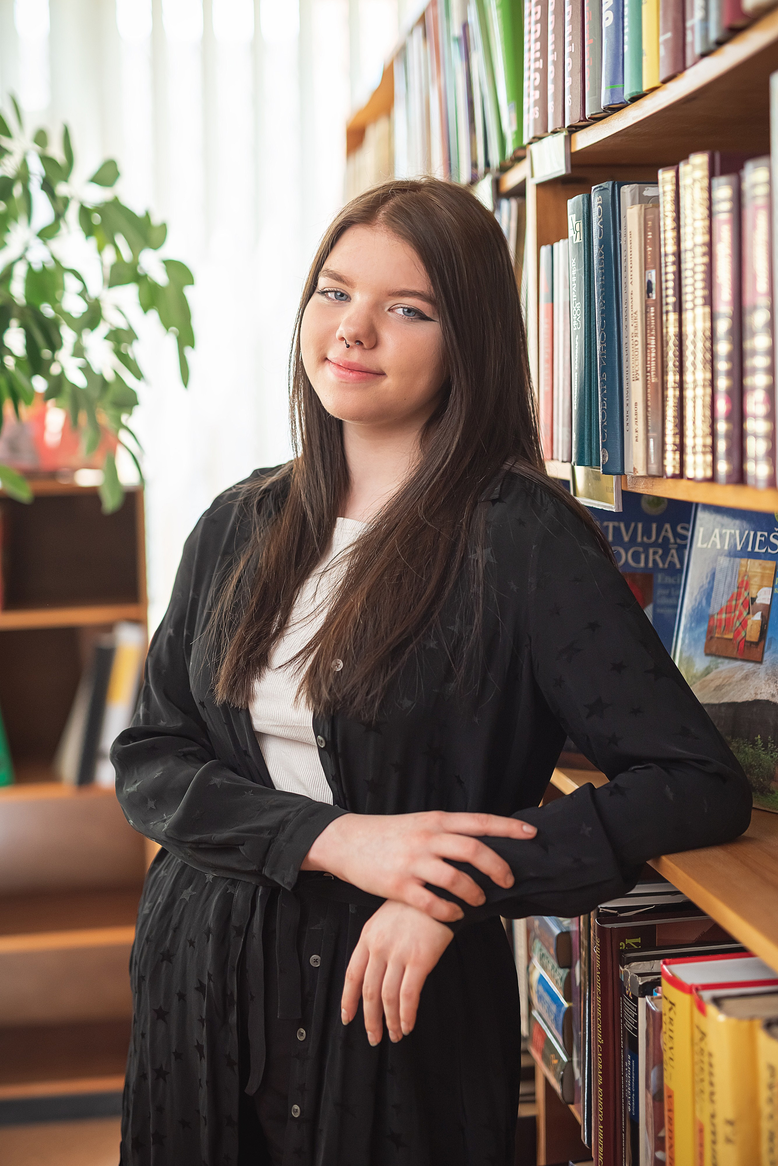 95. Vidusskola, 9 Klase. Fotogrāfs Rīgā. Gīmenes, individuālās un dažādu produktu fotosesijas