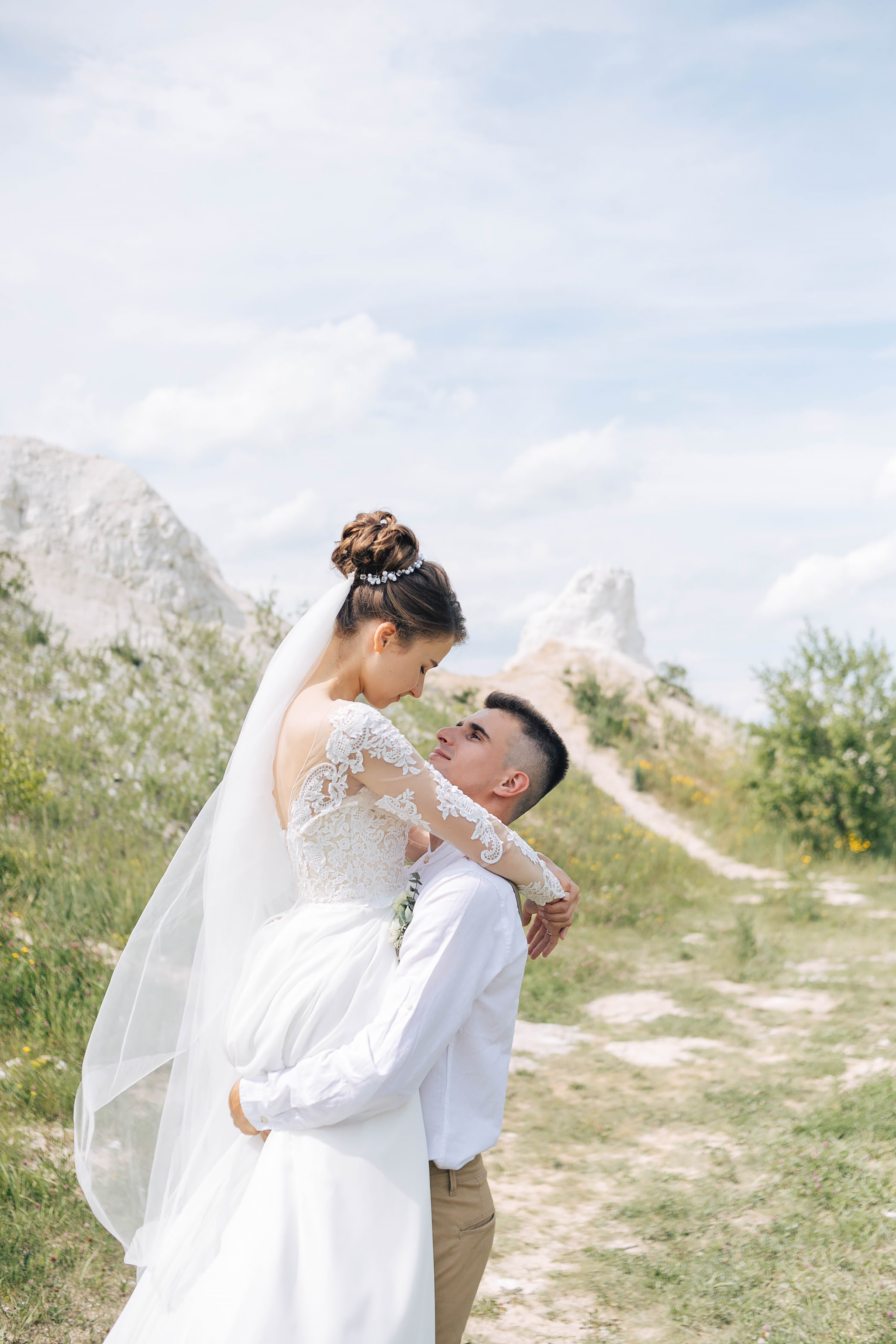 ANN & AKIM
