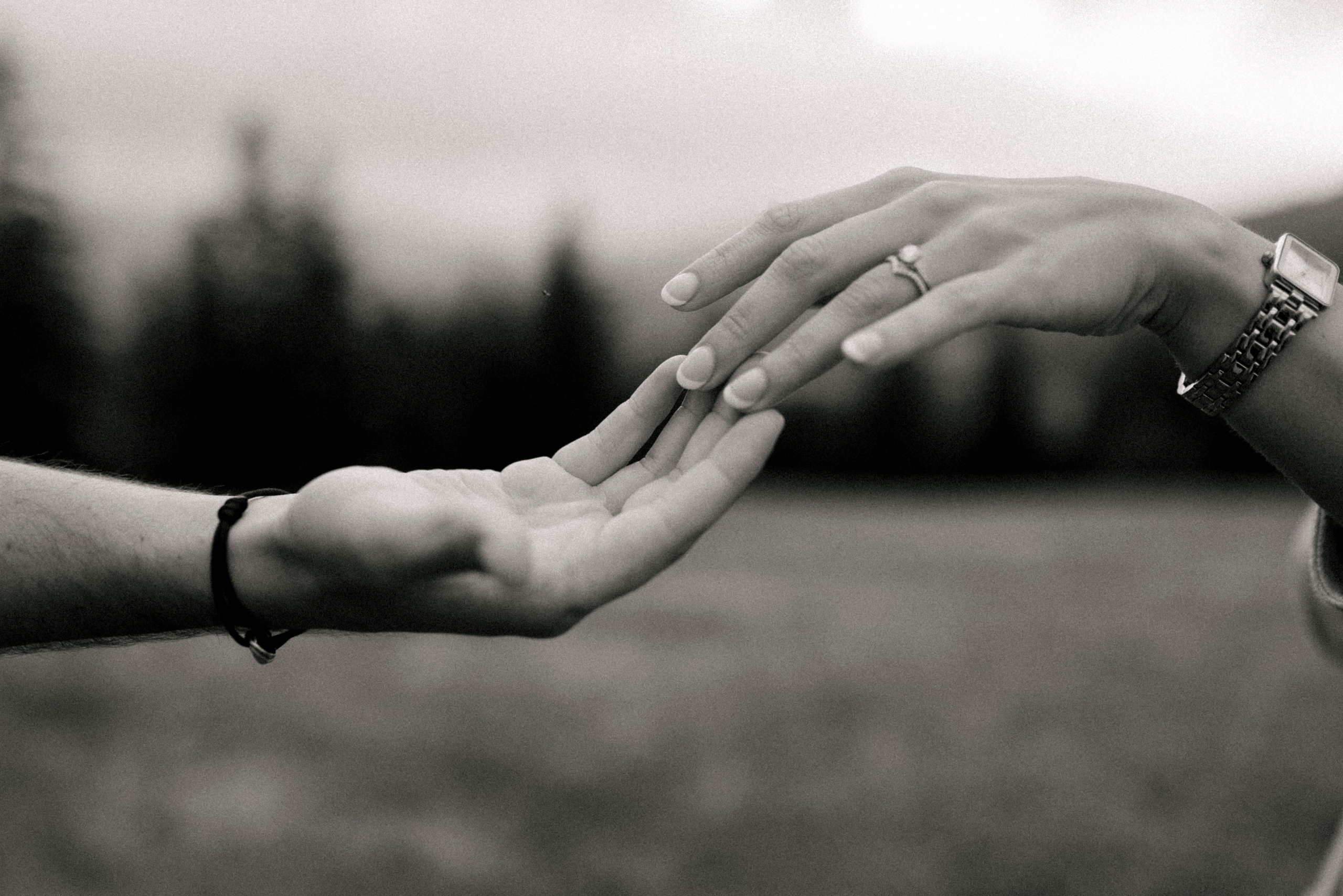 Emily + Casey. Polina Sobol — family & documentary photographer in Bern. Outdoor & urban photo sessions for families, kids and couples