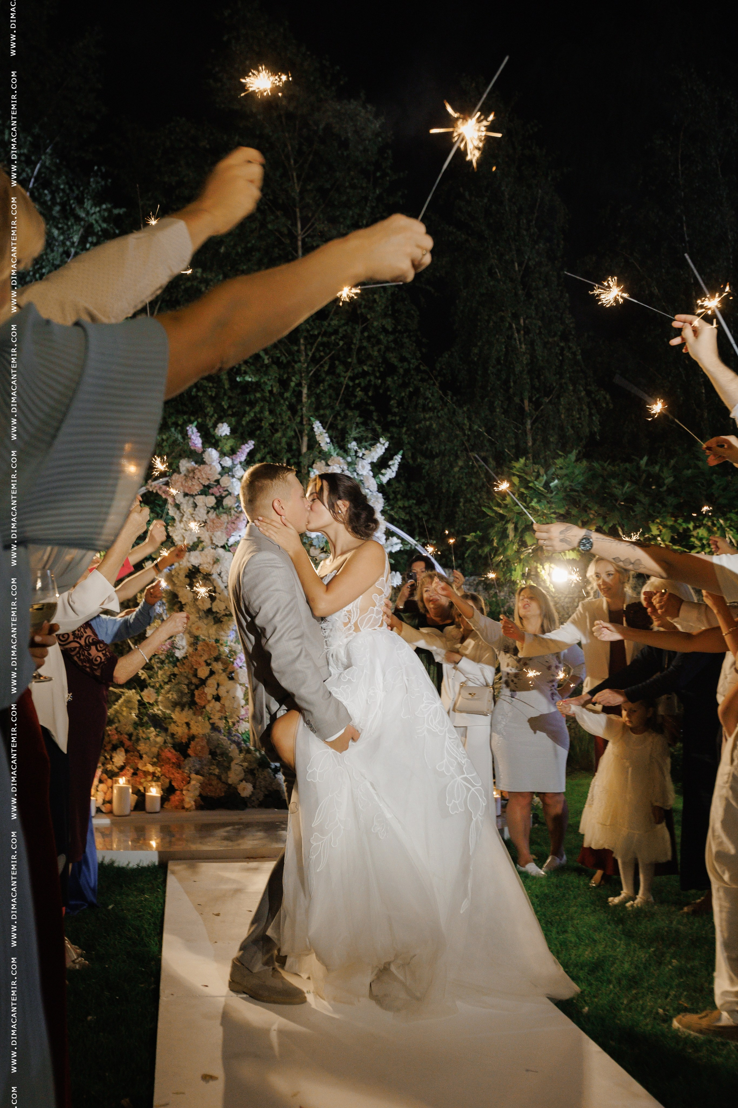 VLAD + YANA. Fotograf de nuntă în Chisinau, Moldova. Poze și Video Comerciale