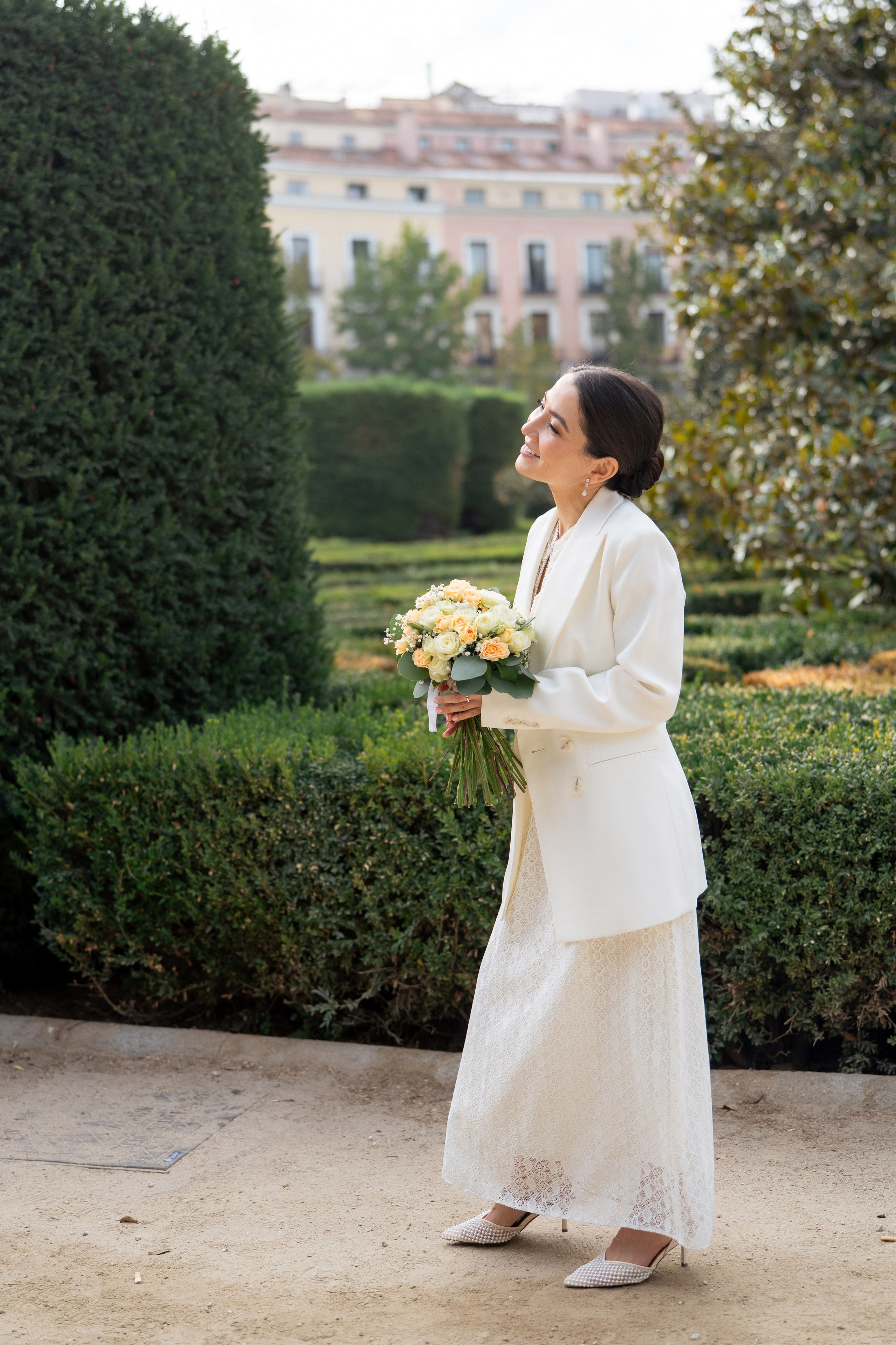Elopement photoshoot in Madrid city centre. Fotógrafo en Madrid, España. Alyona Belyaninova