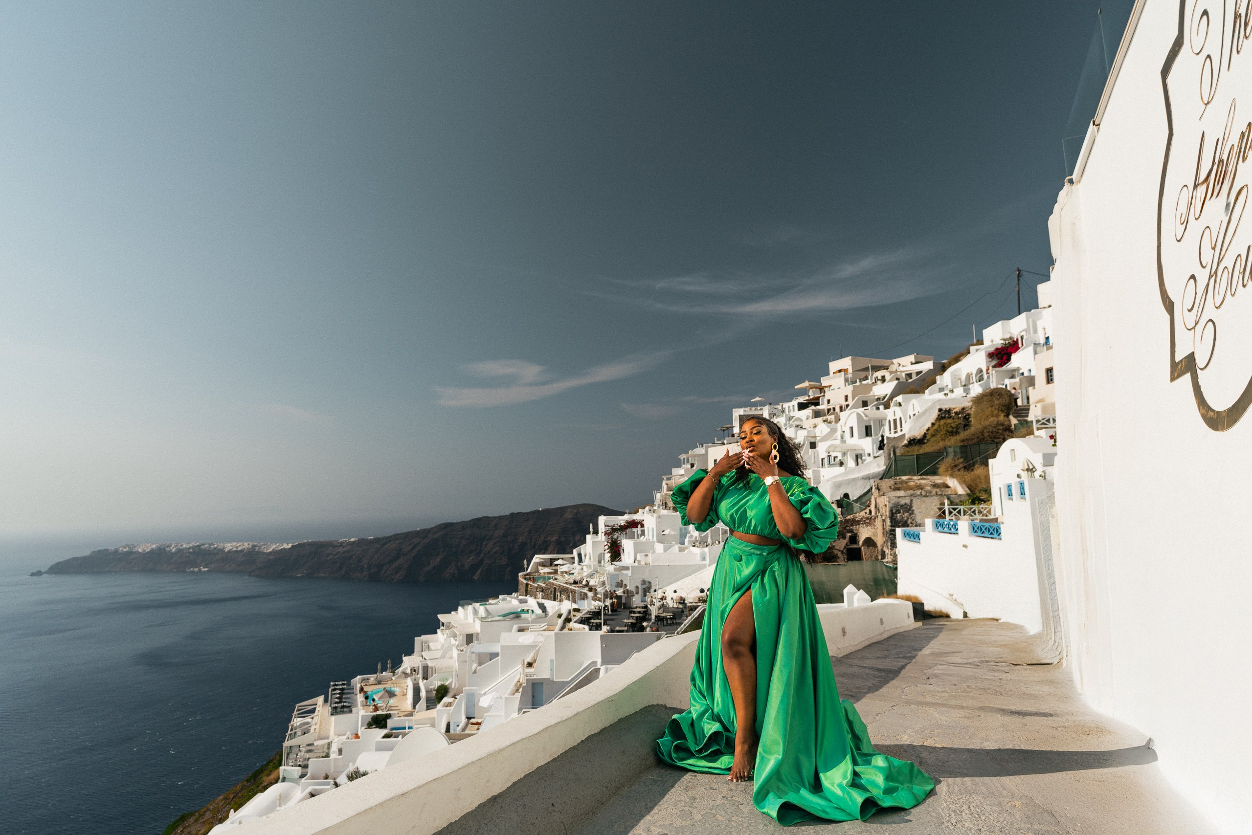 Queen. Denny Savon — Photographer in Santorini | Weddings, Love Stories & Flying Dress