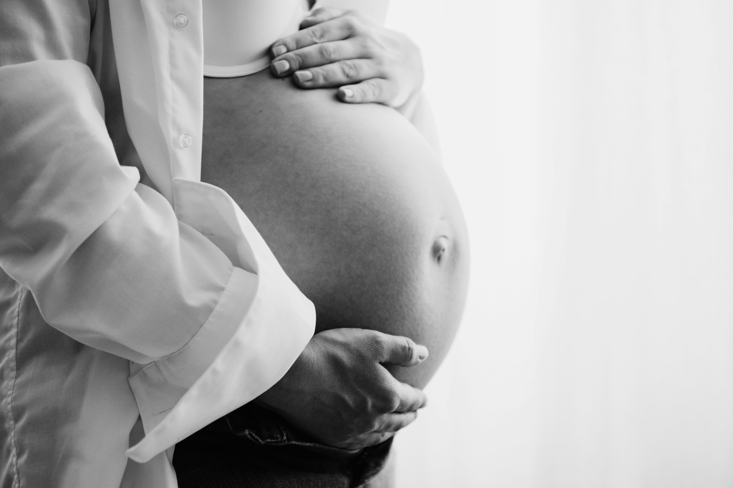 Maternity Newborn and Family photographer Hamburg Claire Hambley