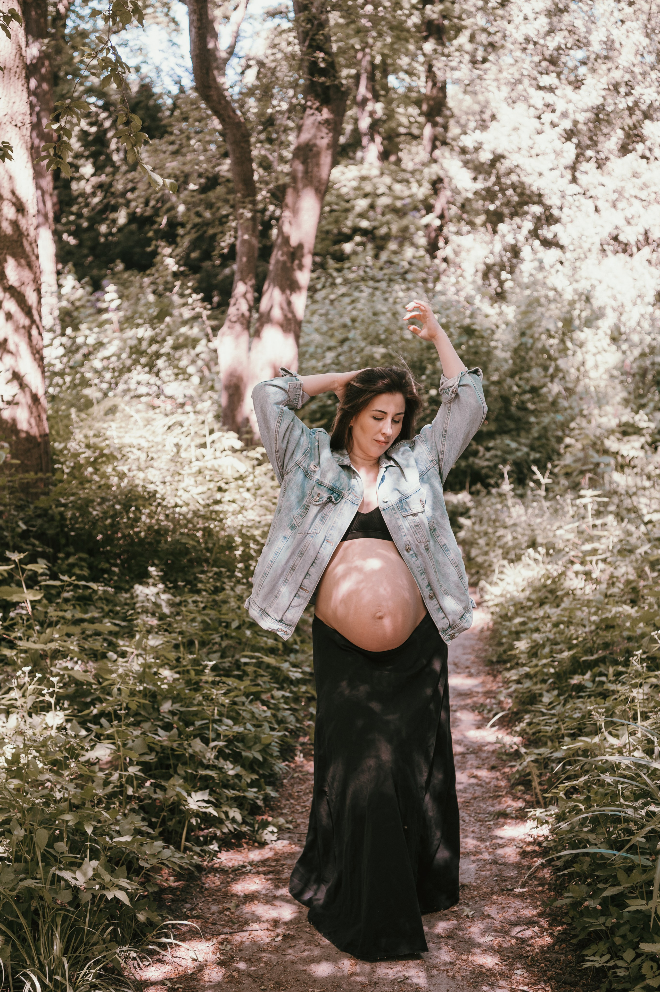 Hayley. Maternity Newborn and Family photographer Hamburg Claire Hambley