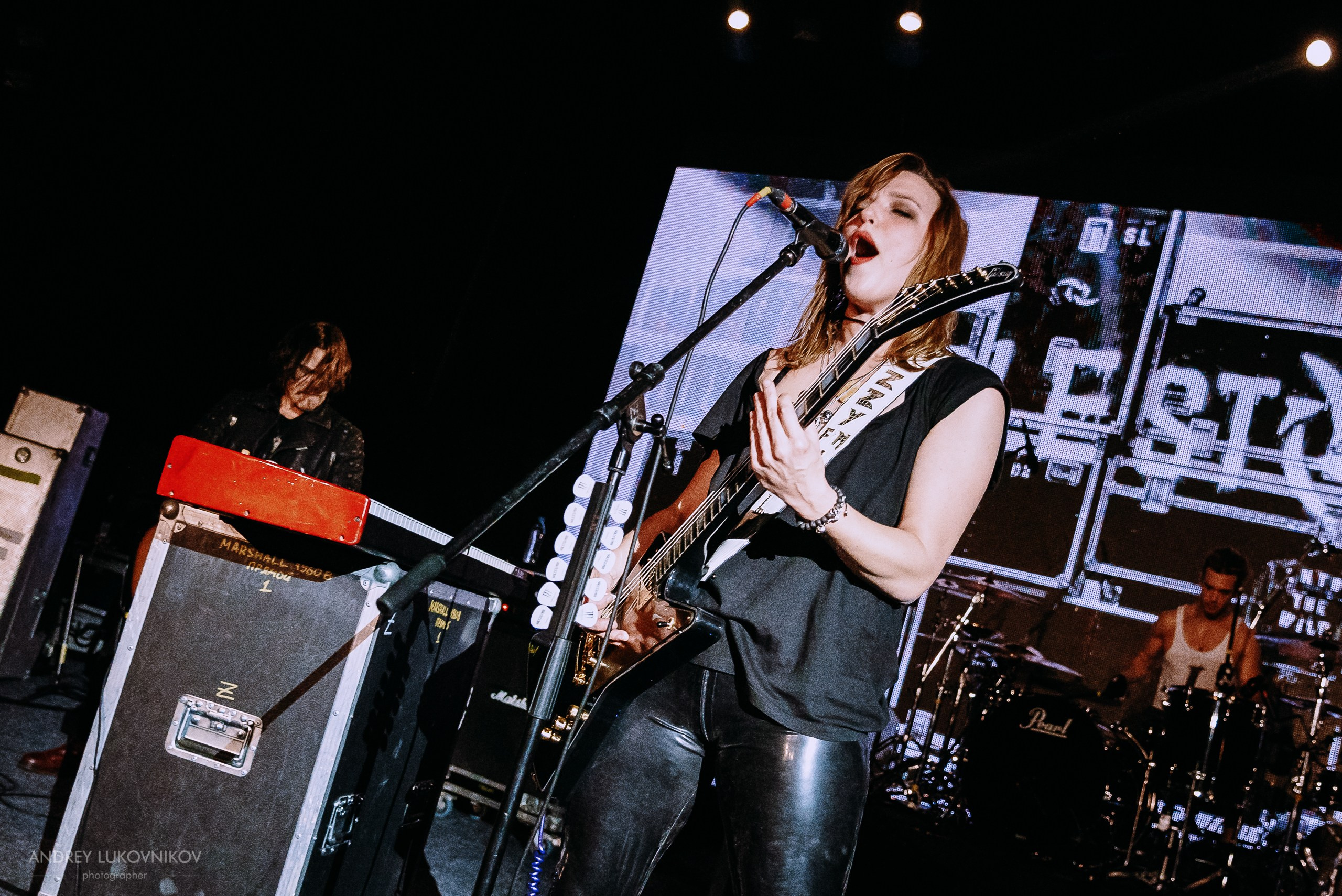 Halestorm. Into the Wild Life Tour 2016