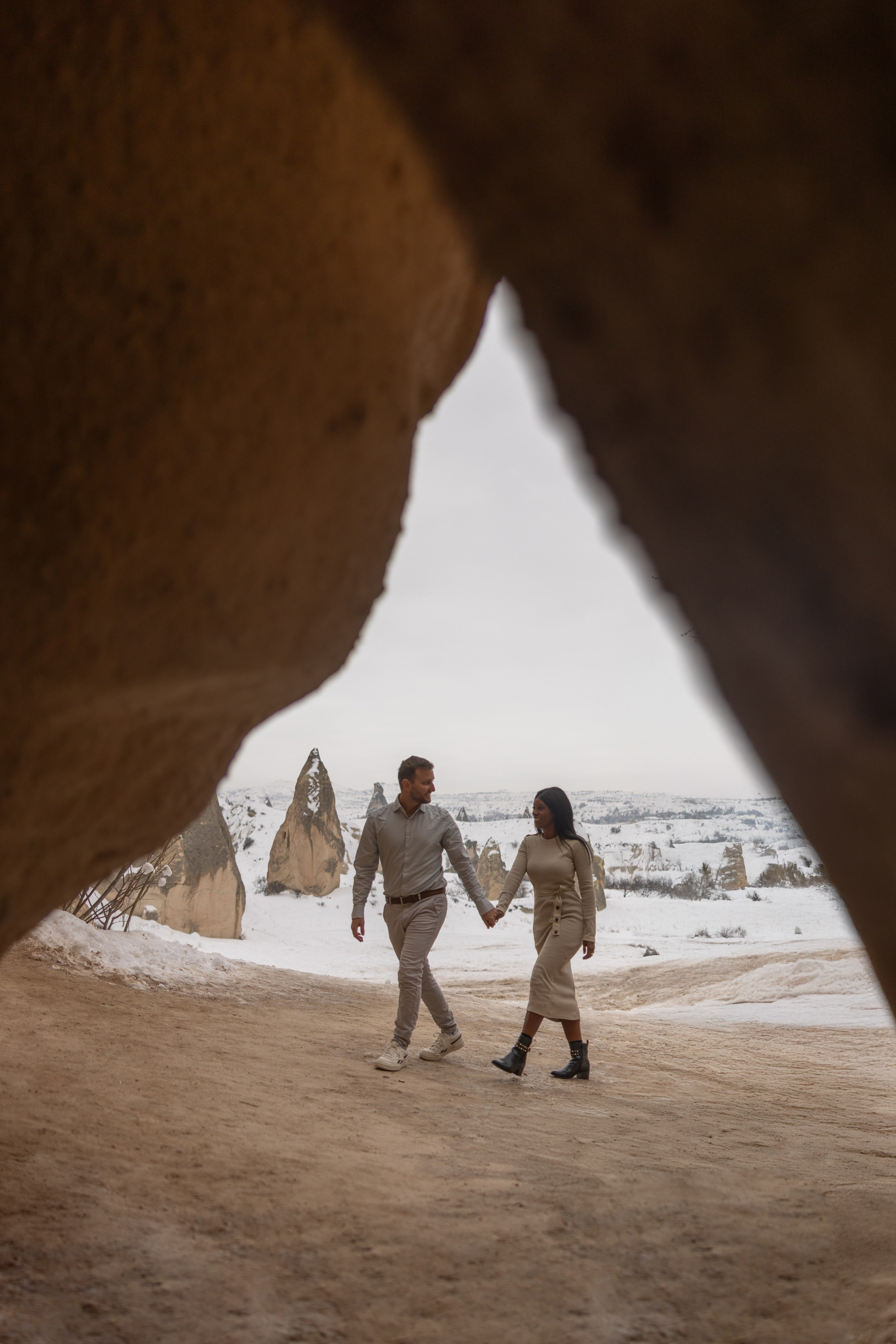 Andrew & Melody. Julia Ganch I Fashion Wedding Photography I Cappadocia Turkey