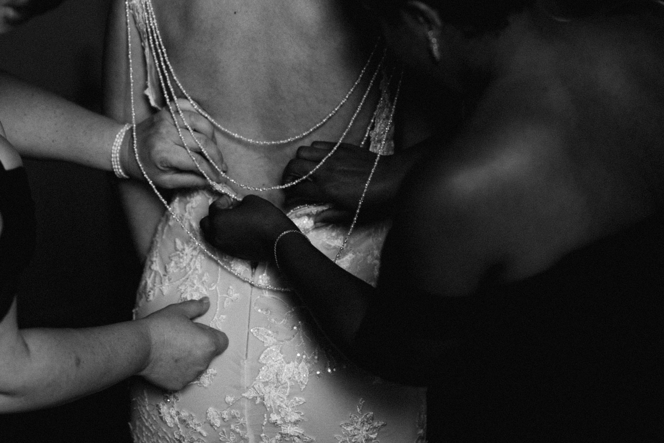 Jessica and Chris (Manitoba Club). Wedding Photographer in Winnipeg — Cinematic & Timeless by Vitiuk Photography