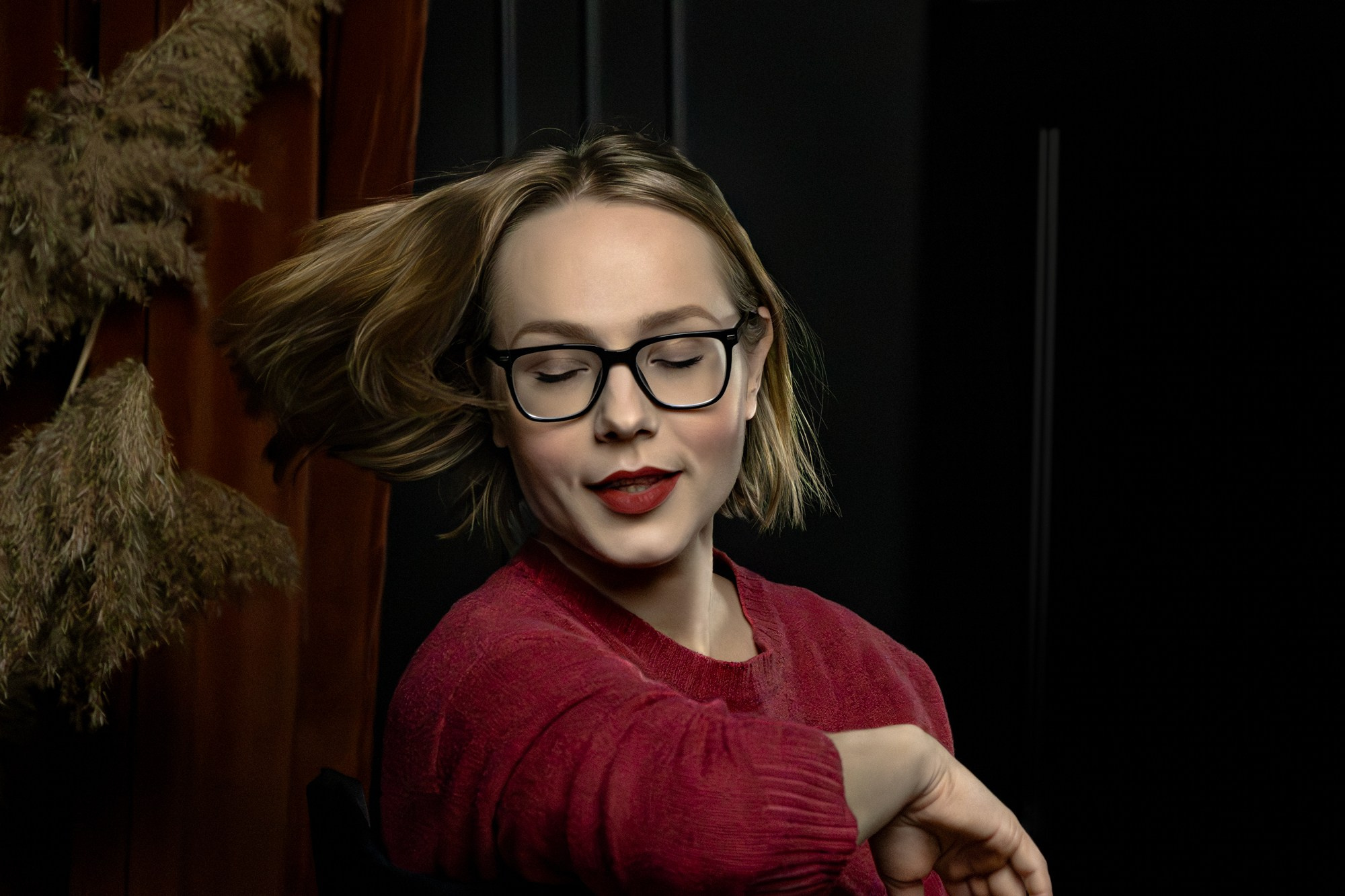 Portrait and still life photographer. Designer, photographer, and illustrator