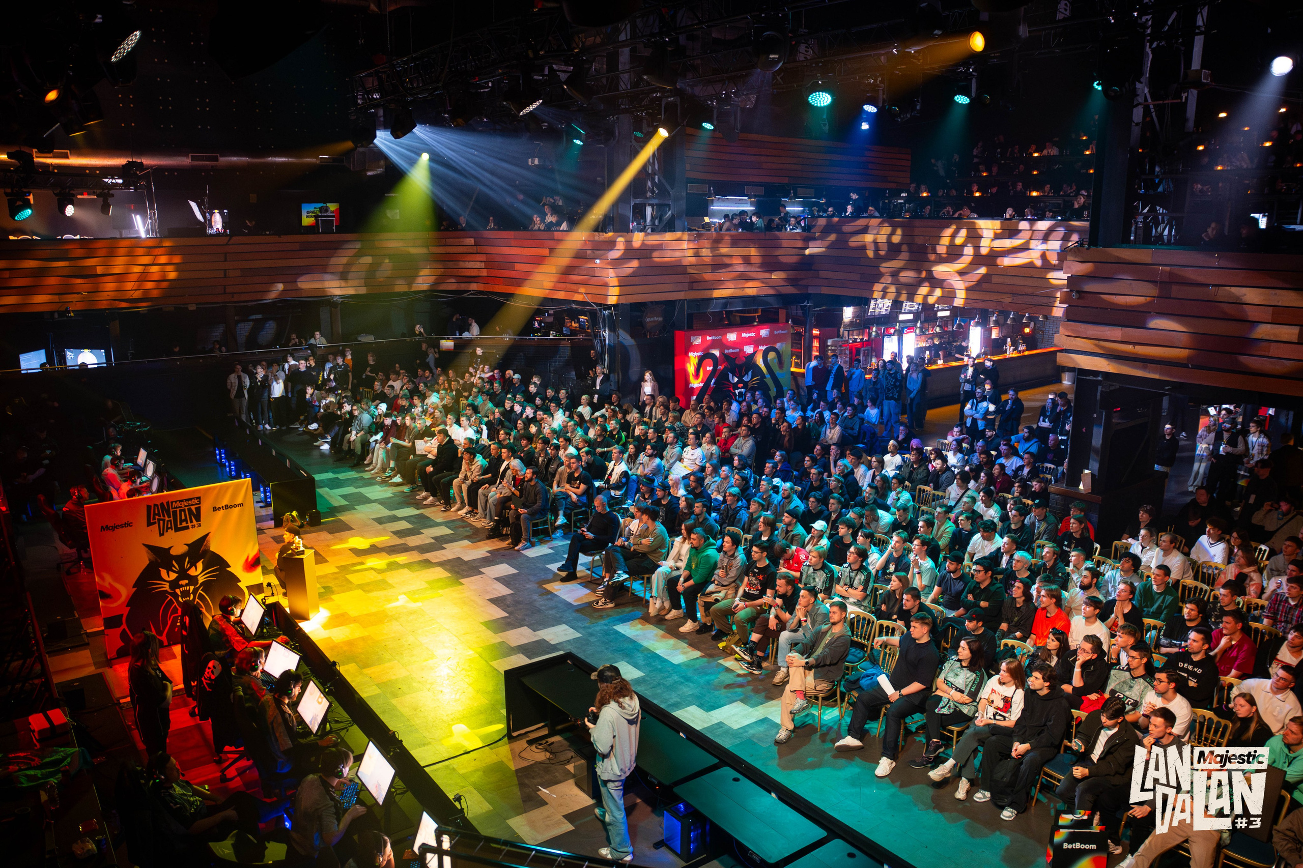 LanDaLan & FRAG & GLuck Yungstar & UCA