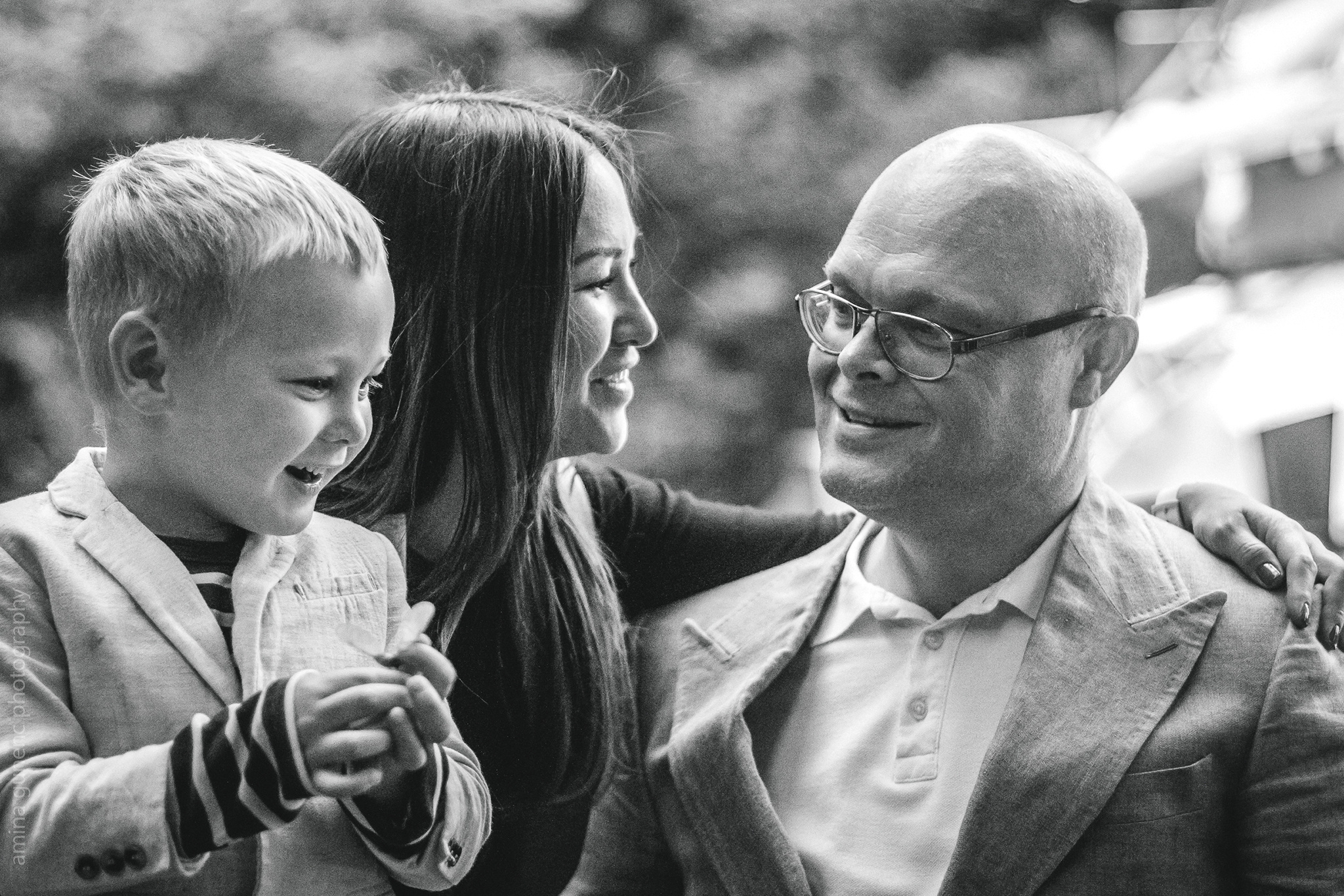 The Little Prince and his lovely family. Amina Gunenc - bruiloft- en familie fotograaf in Nederland